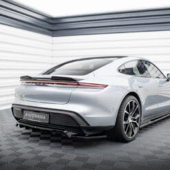Rear Splitter (with vertical bars) Porsche Taycan / Taycan 4 / Taycan 4S / Taycan GTS Mk1
