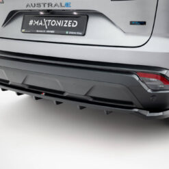 Alternative view of Rear Splitter (with vertical bars) Renault Austral Mk1