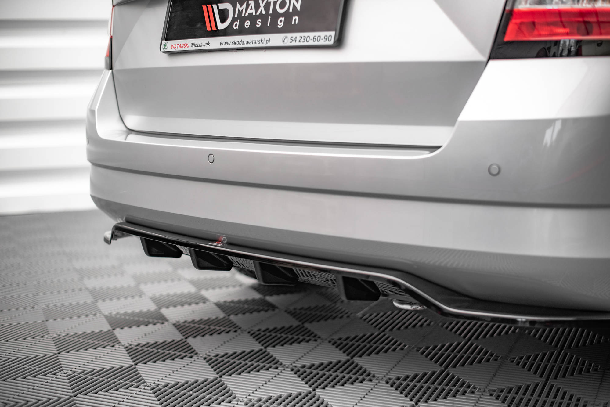 Rear Splitter (with vertical bars) Skoda Fabia Combi Mk3 - Image 2