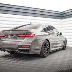 Rear Splitter (with vertical bars) V.1 BMW 7 M-Pack G11 / G12 Facelift
