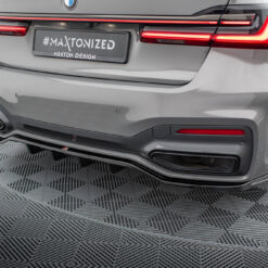 Alternative view of Rear Splitter (with vertical bars) V.2 BMW 7 M-Pack G11 / G12 Facelift