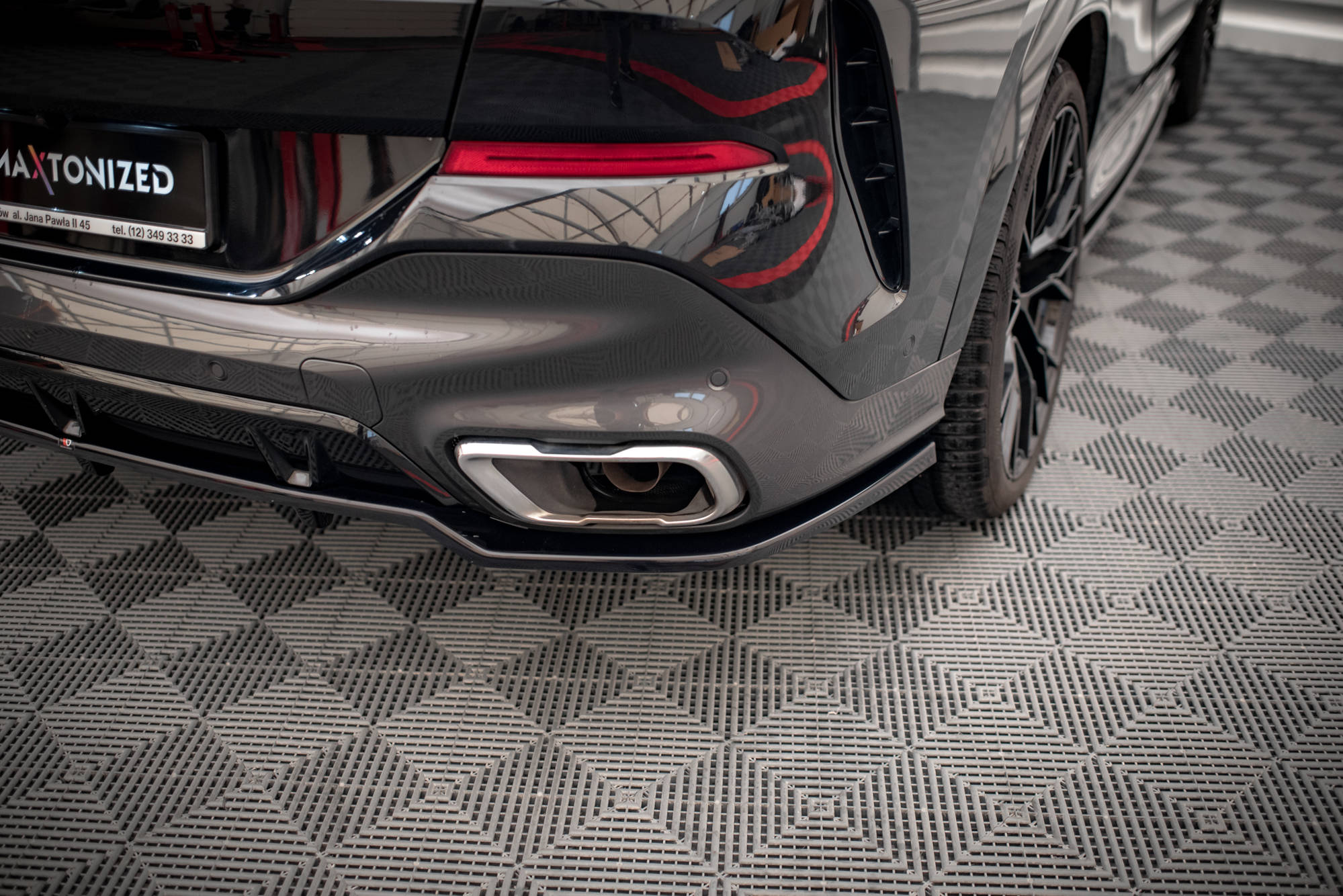 Rear Splitter (with vertical bars) V.2 BMW X6 M-Pack G06 - Image 2