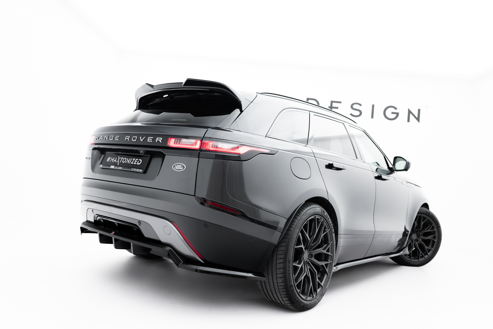 Rear Splitter (with vertical bars) V.2 Land Rover Range Rover Velar R-Dynamic Mk1
