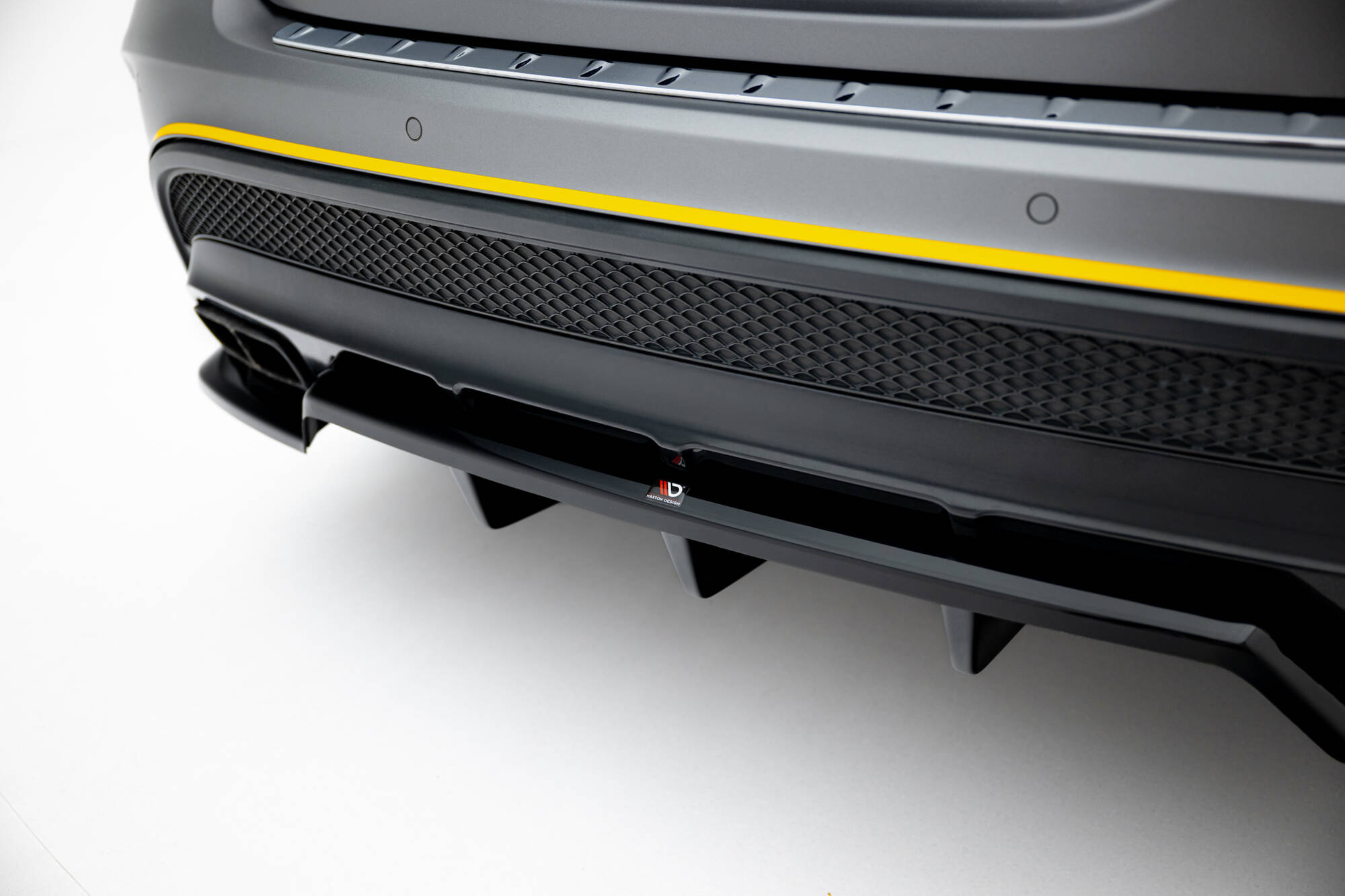 Rear Splitter (with vertical bars) V.2 Mercedes-Benz GLA 45 AMG X156 - Image 3