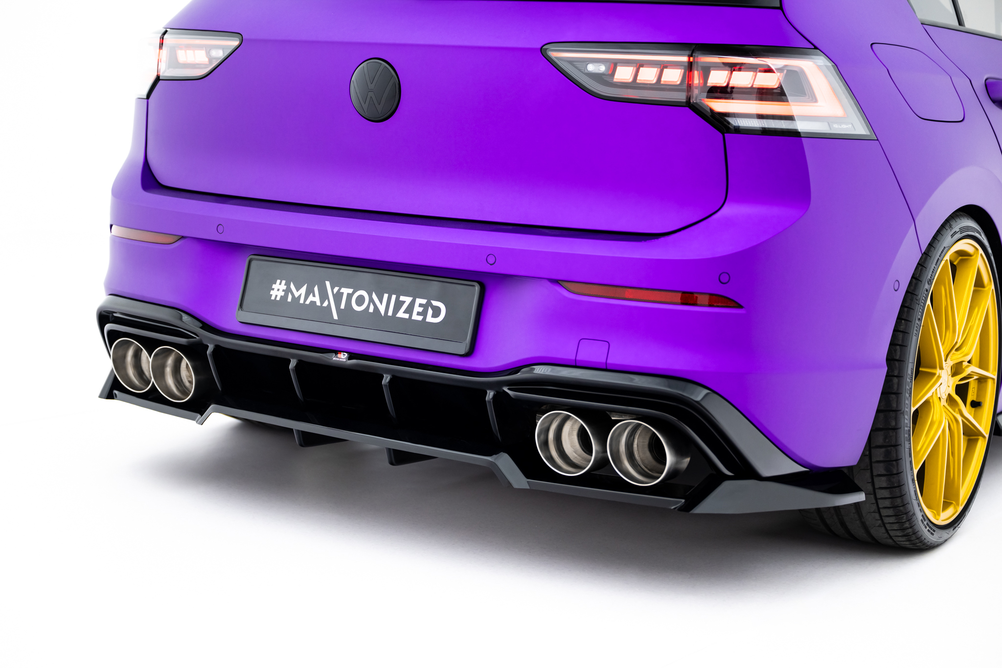 Rear Splitter (with vertical bars) V.2 Volkswagen Golf R Hatchback Mk8 / Mk8 Facelift - Image 4