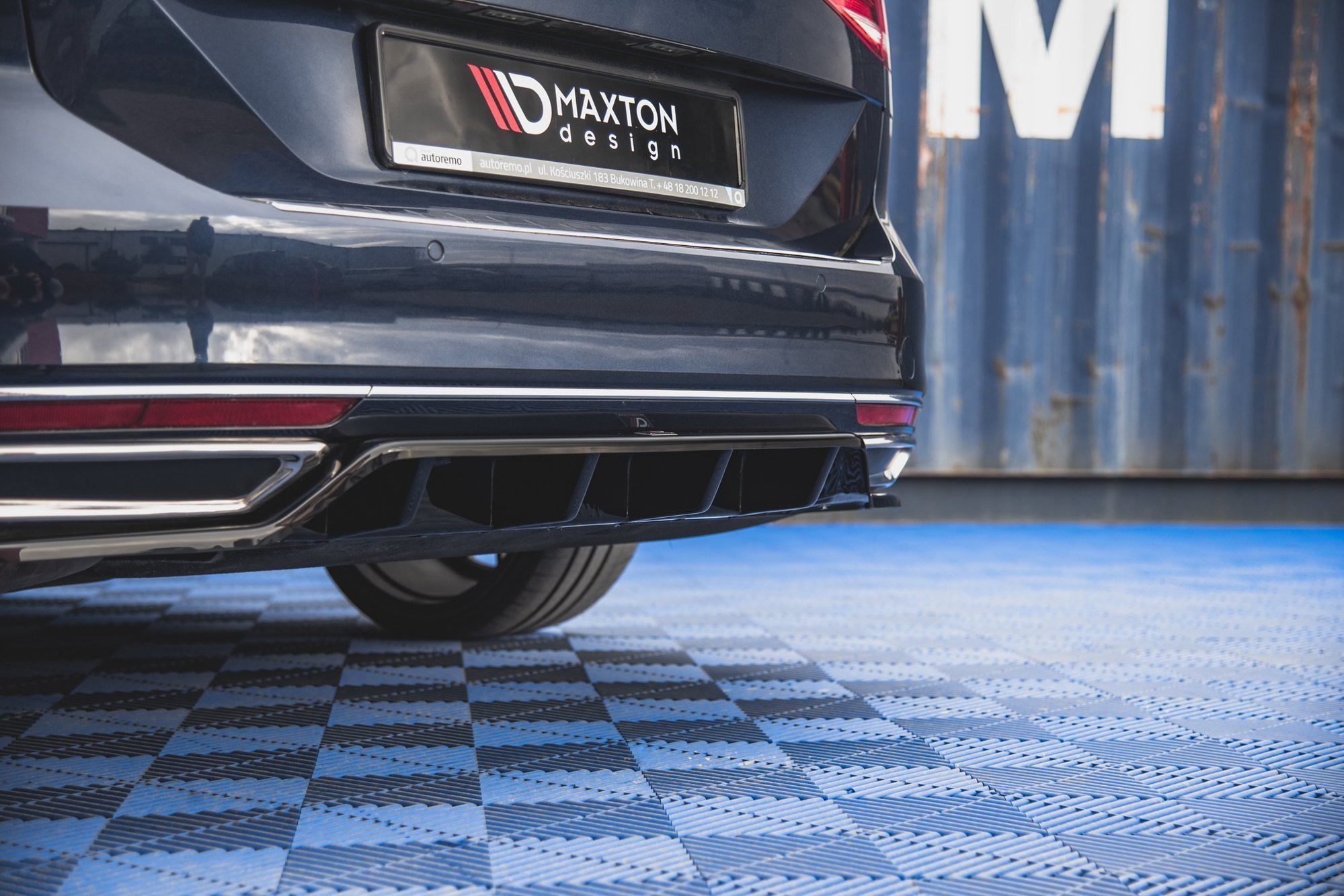 Rear Splitter (with vertical bars) Volkswagen Passat B8 - Image 2