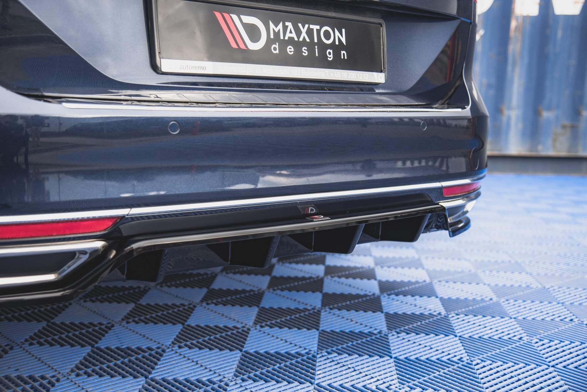 Rear Splitter (with vertical bars) Volkswagen Passat B8 - Image 3