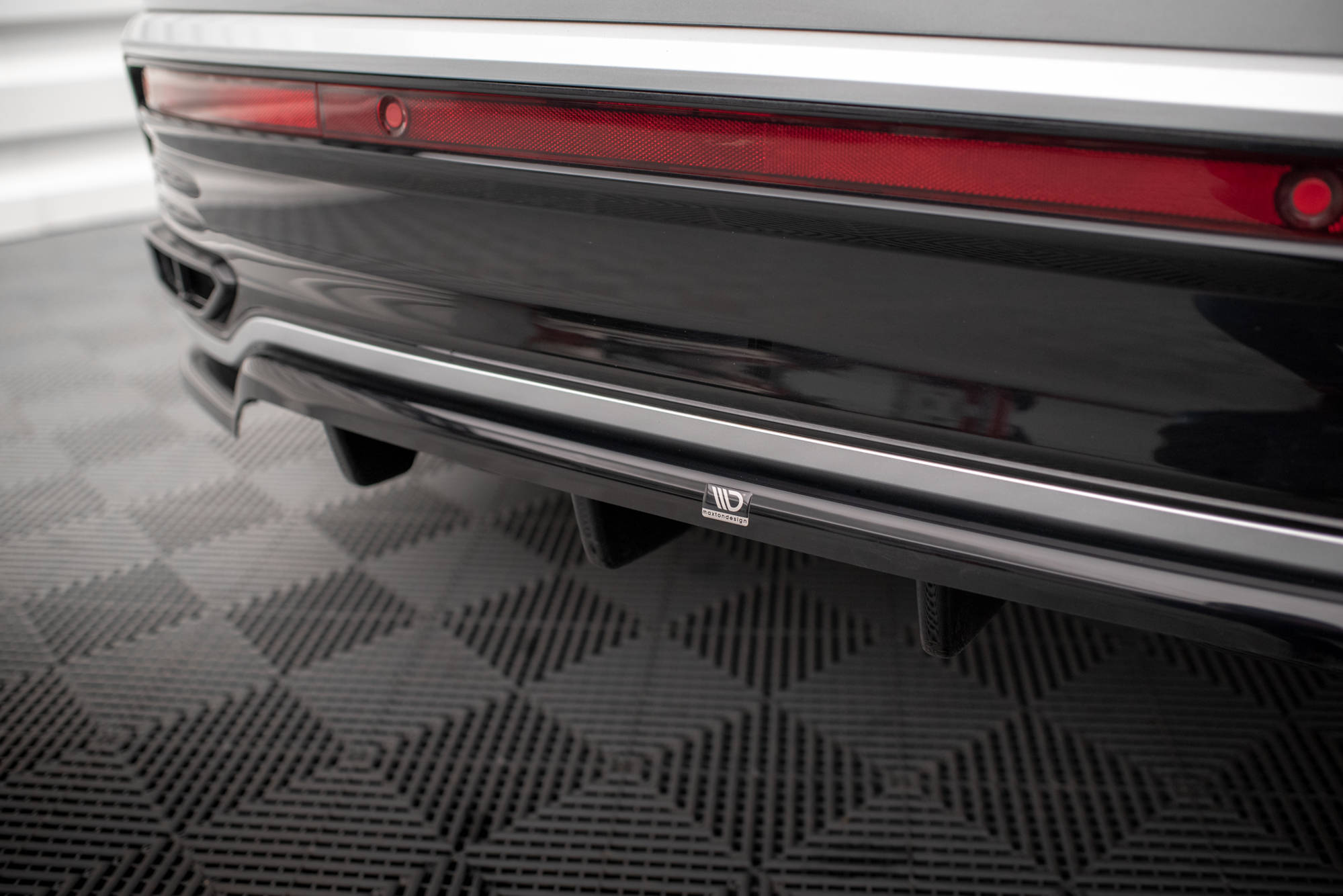 Rear Splitter (with vertical bars) Volkswagen Taigo R-Line Mk1 - Image 2