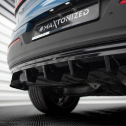 Alternative view of Rear Splitter (with vertical bars) Volvo C40 Mk1