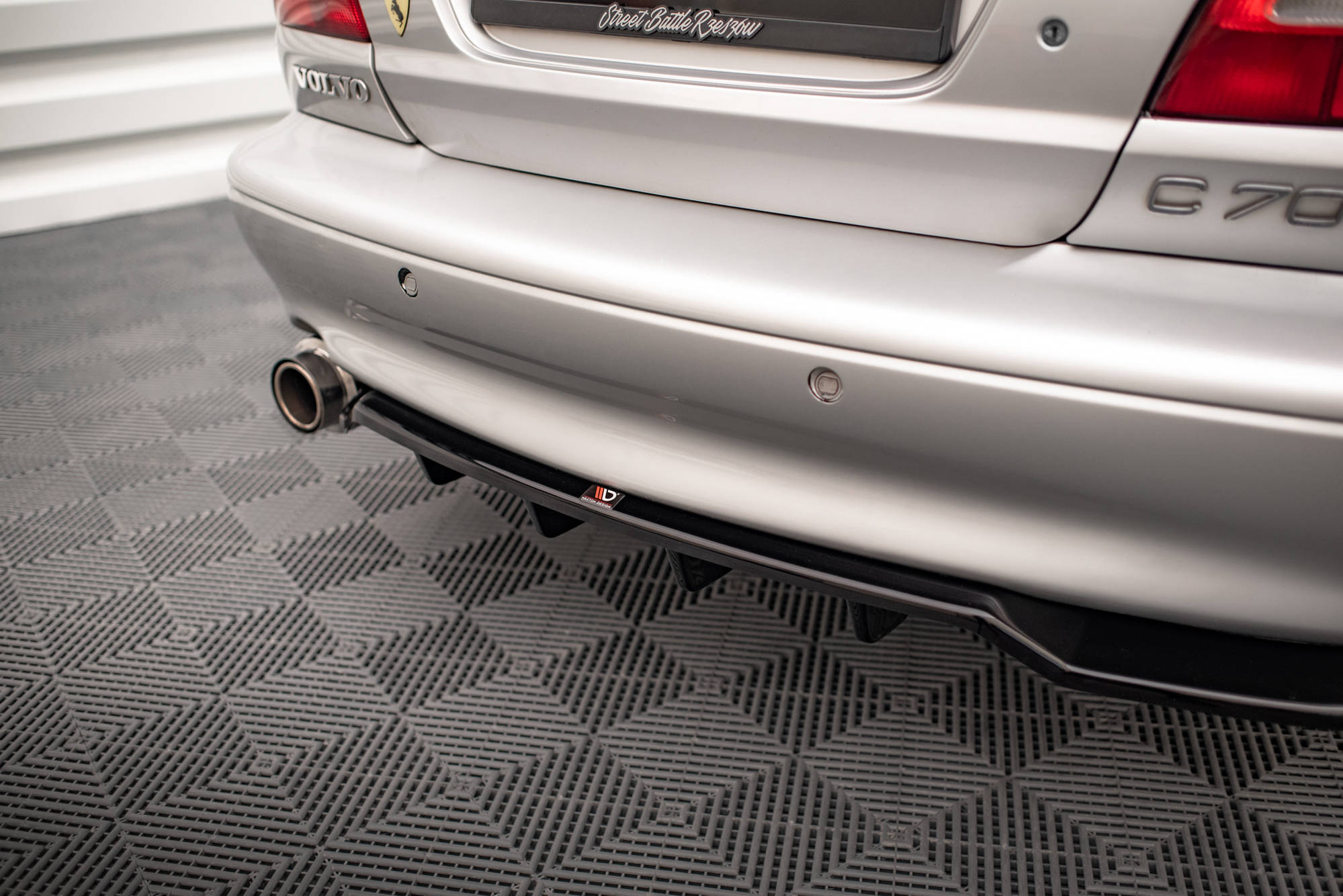 Rear Splitter (with vertical bars) Volvo C70 Mk1 - Image 2
