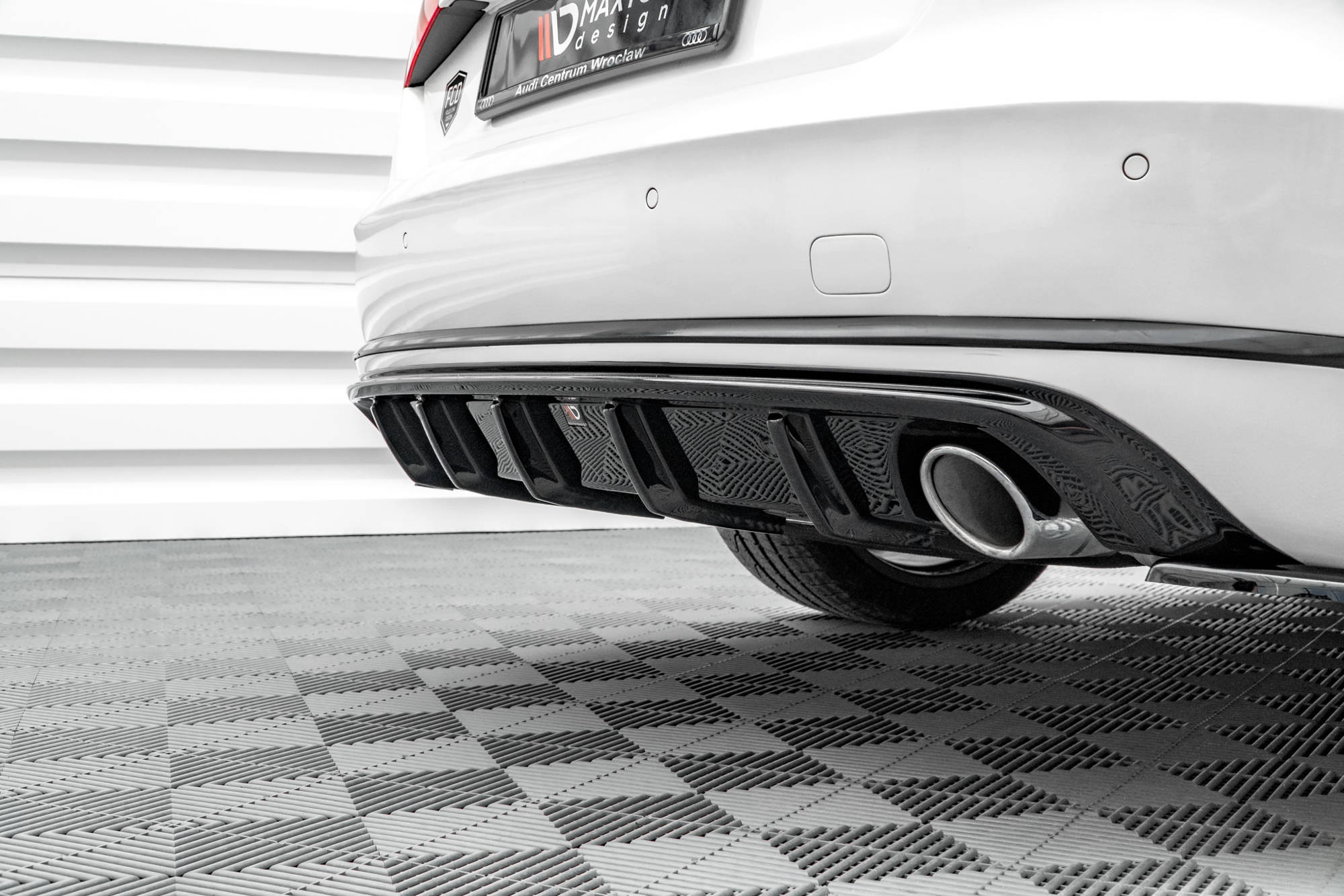 Rear Valance Audi A8 D4 - Image 3