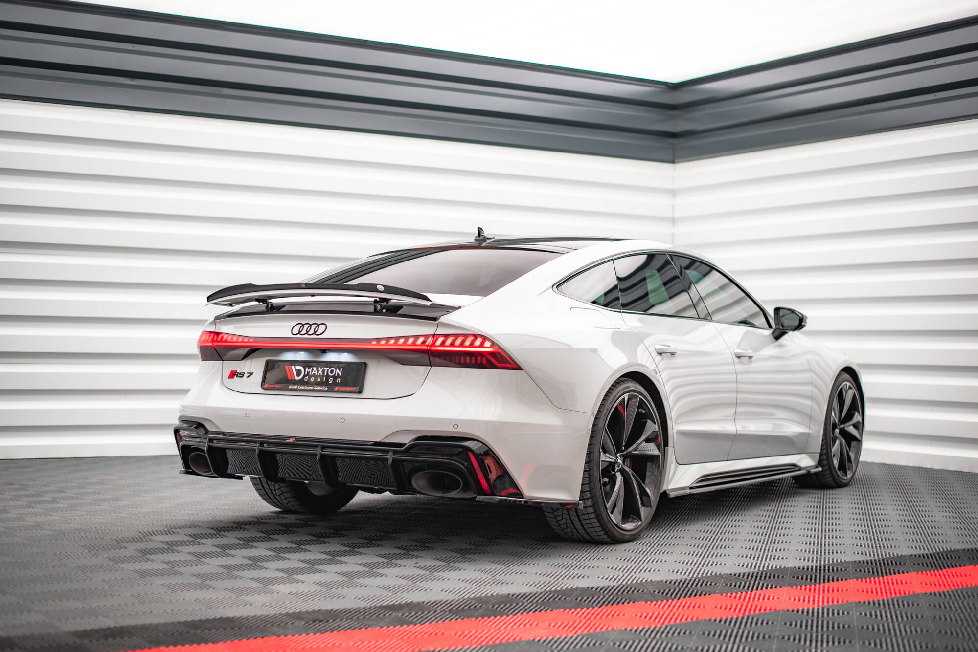 Rear Valance Audi RS7 C8 (Version with towbar) - Image 3