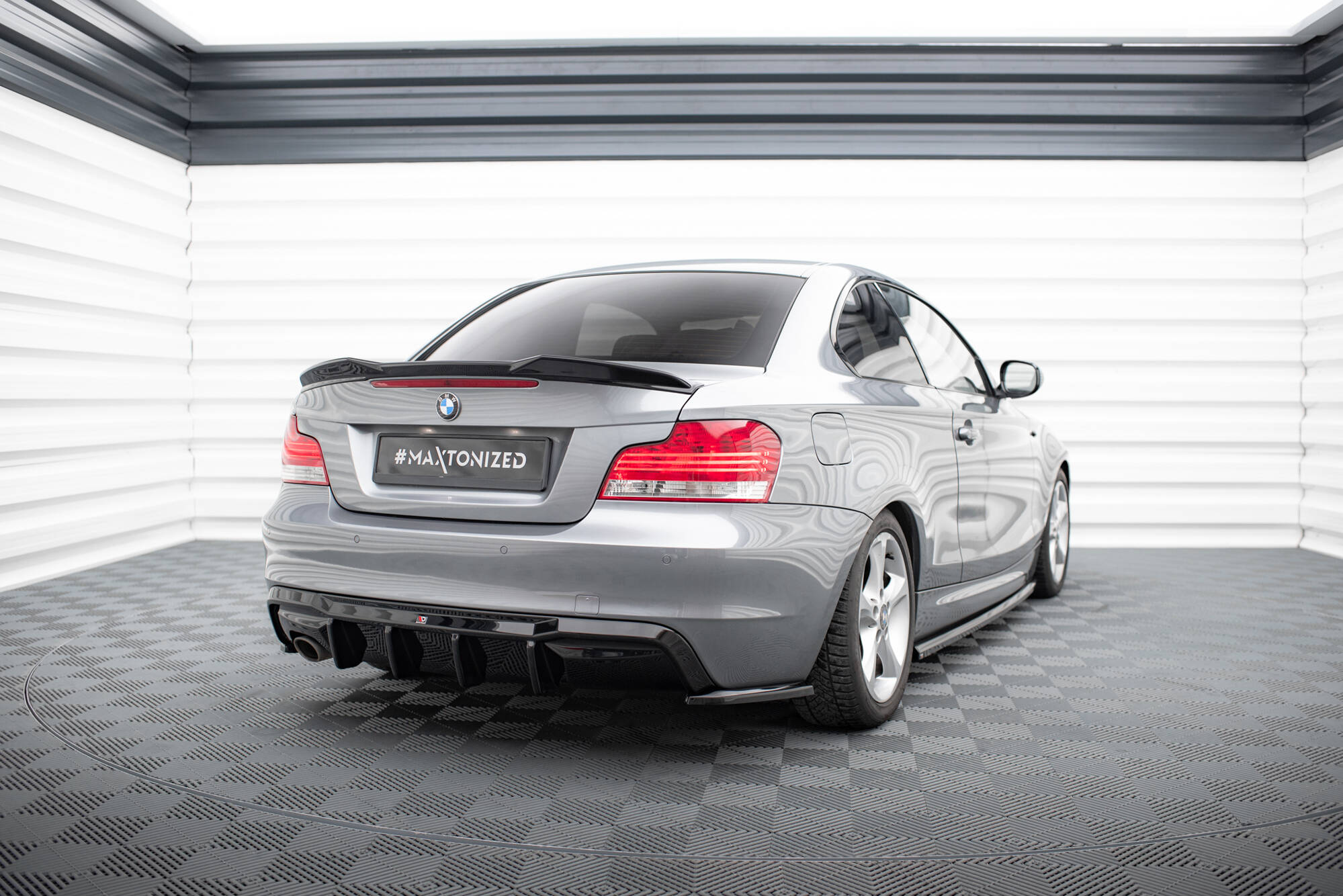 Rear Valance BMW 1 M-Pack E82 - Image 2