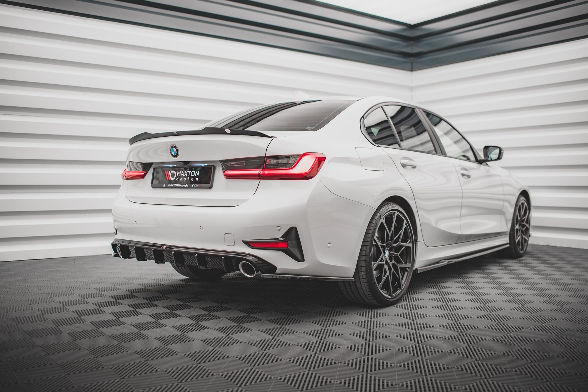 Rear Valance BMW 3 G20 / G21 - Image 2