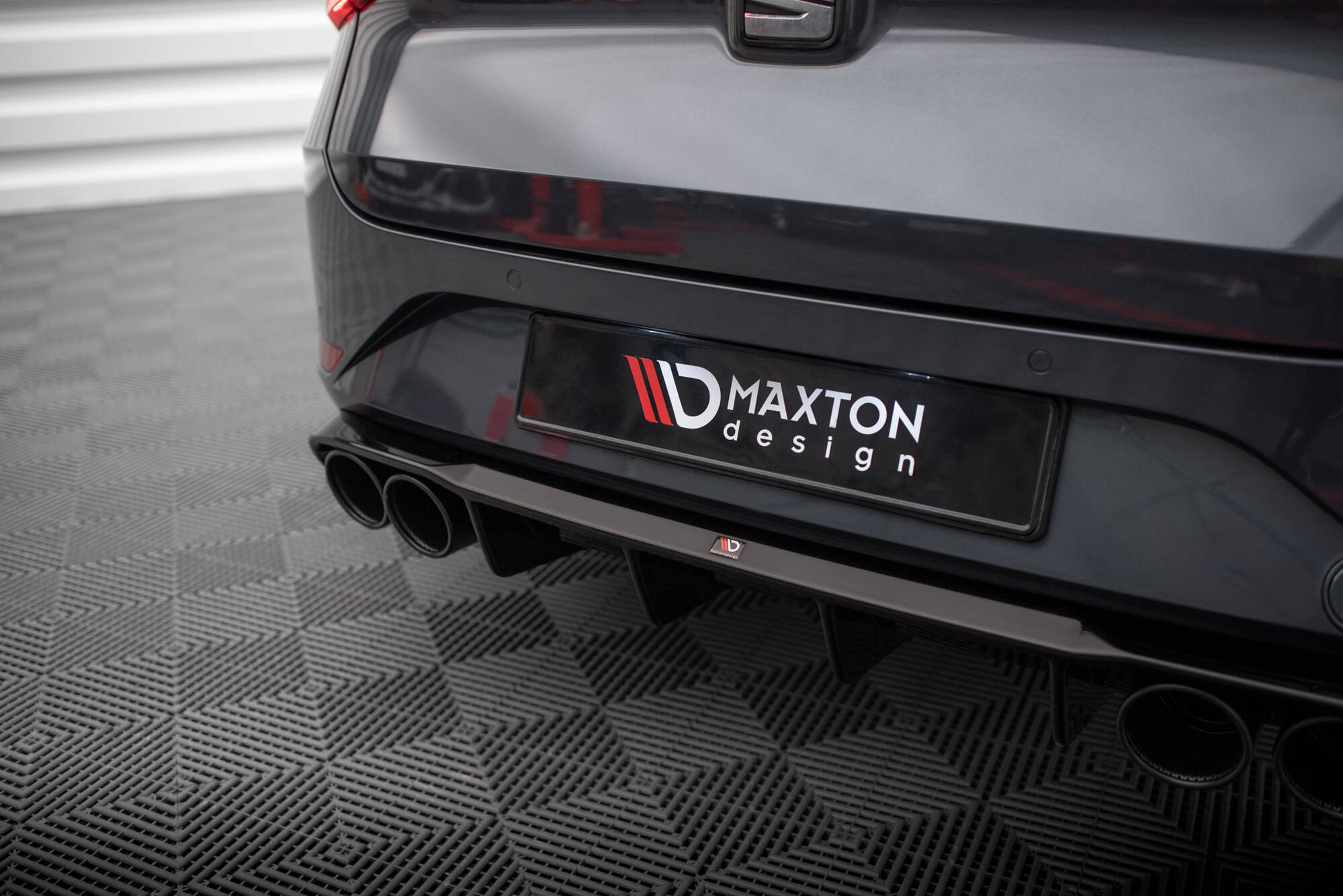 Rear Valance + Exhaust Ends Imitation Seat Leon ST FR Mk4 - Image 2