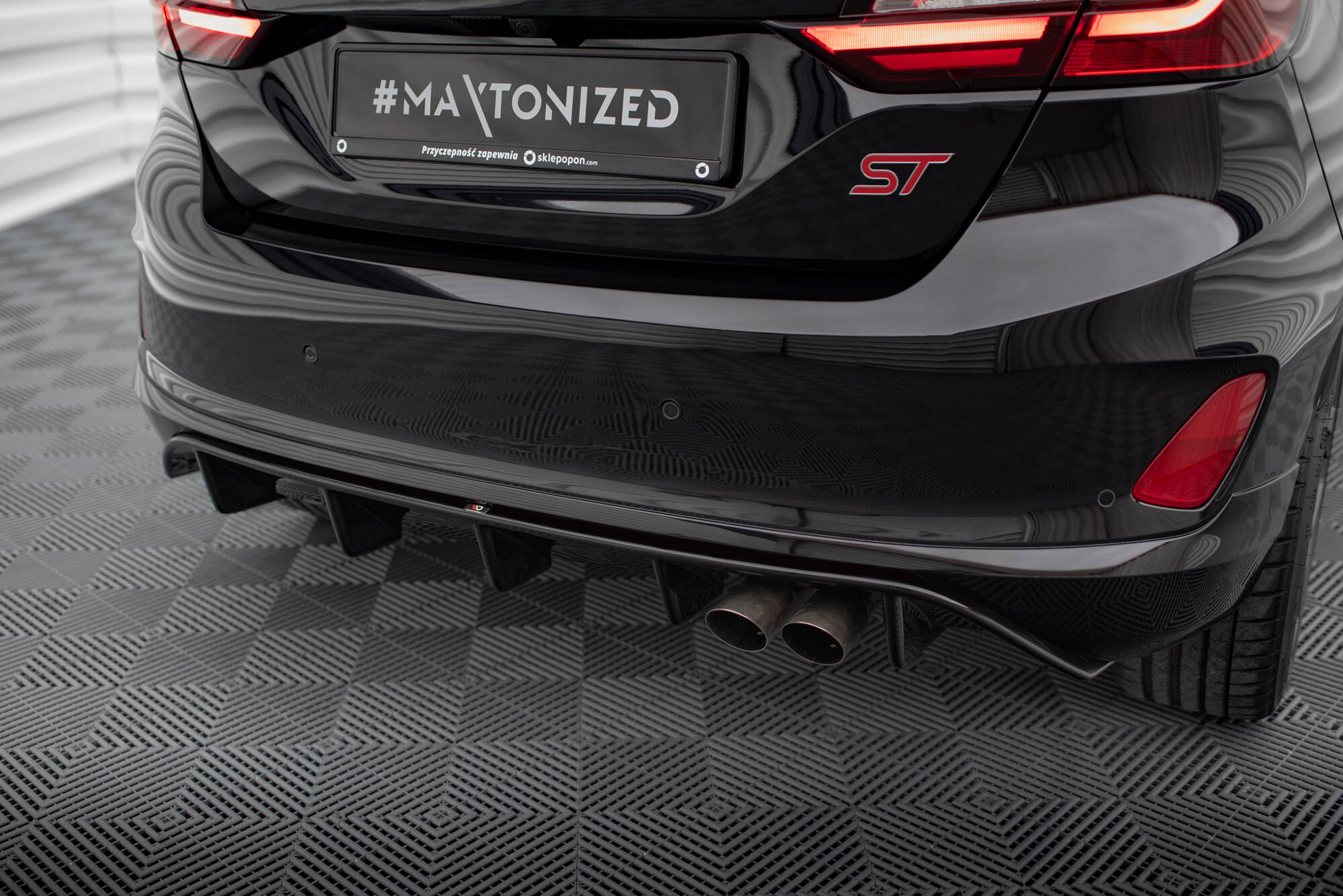 Rear Valance Ford Fiesta Mk8 ST - Image 2