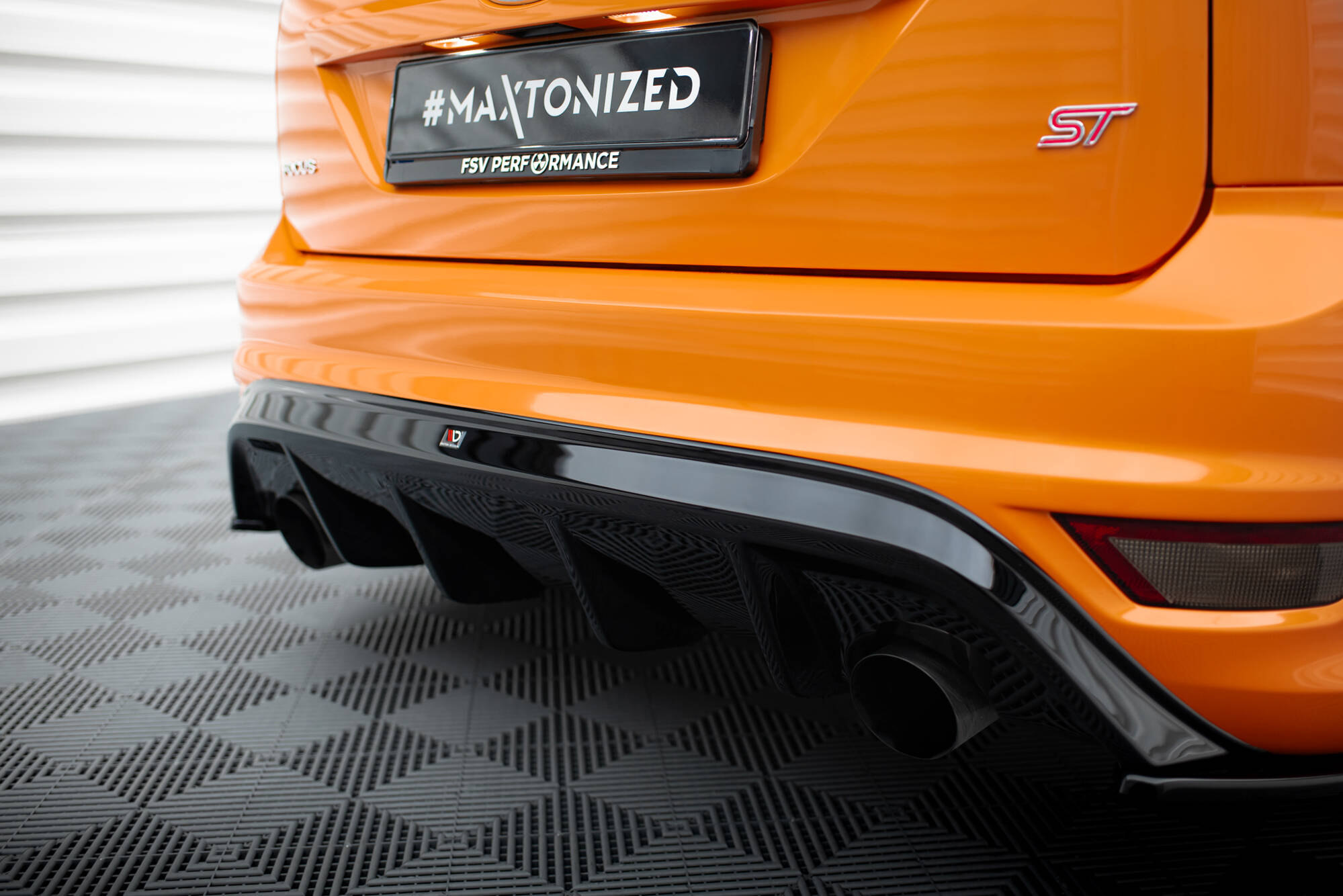 Rear Valance Ford Focus ST Mk2 FL - Image 3