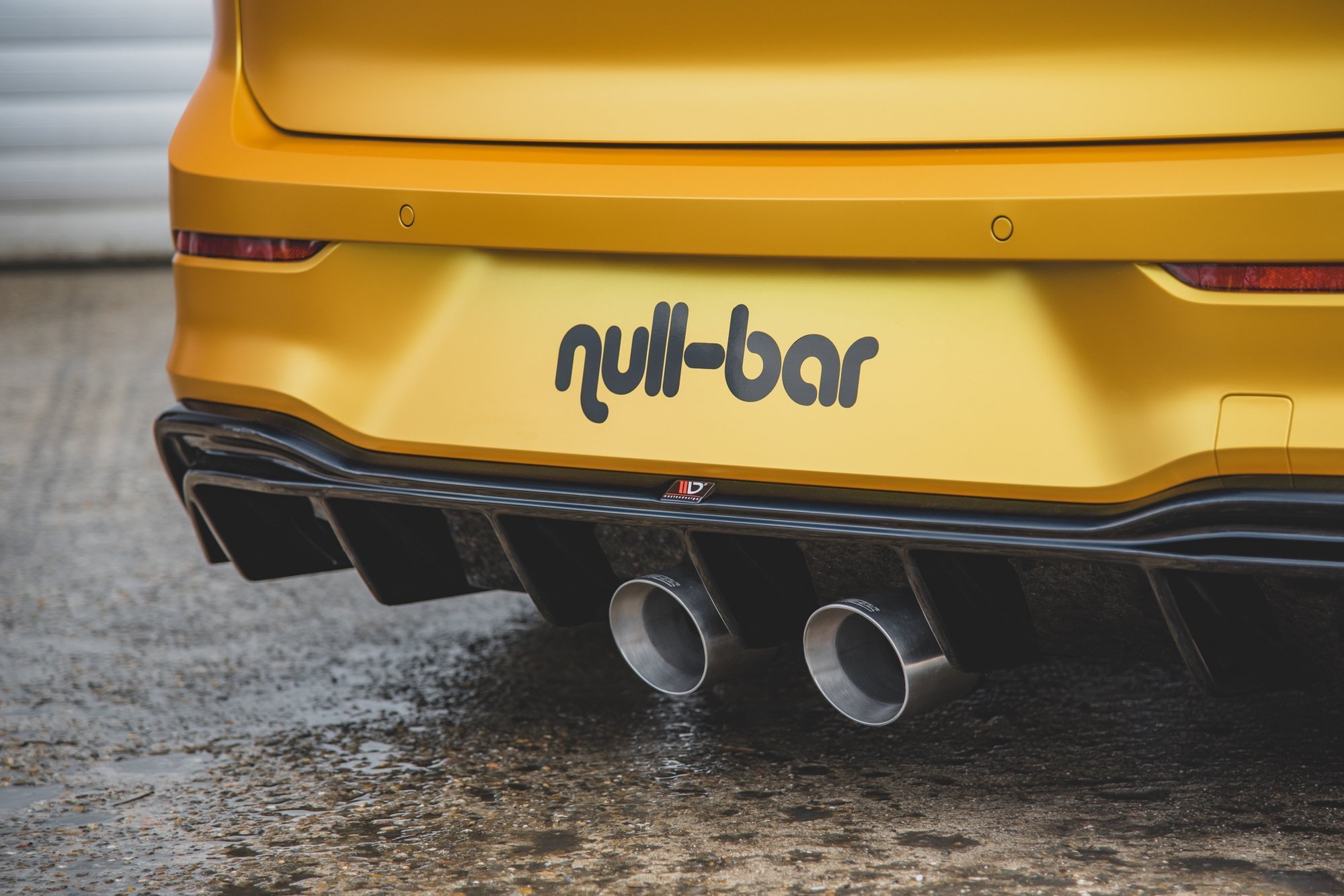 Rear Valance (R32 LOOK) with Exhaust Volkswagen Golf Mk8 - Image 4