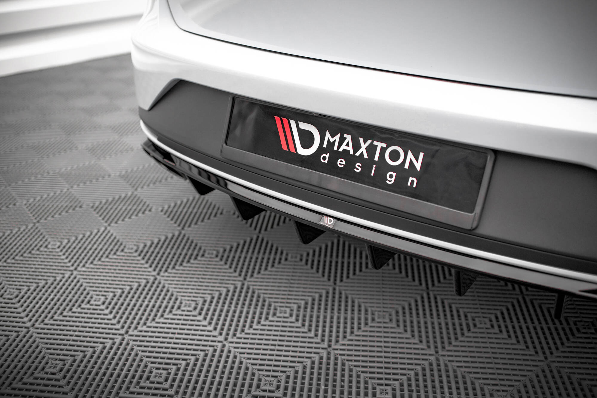 Rear Valance Seat Leon Cupra Sportstourer Mk3 - Image 2