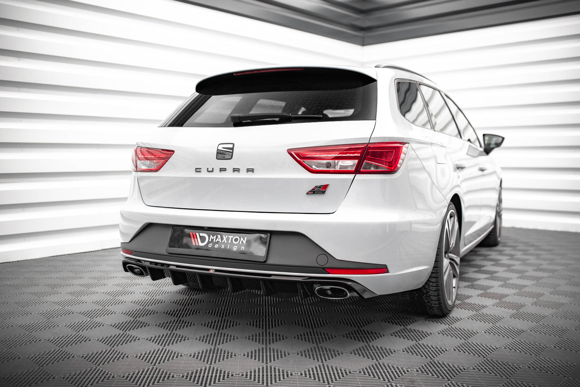 Rear Valance Seat Leon Cupra Sportstourer Mk3 - Image 3