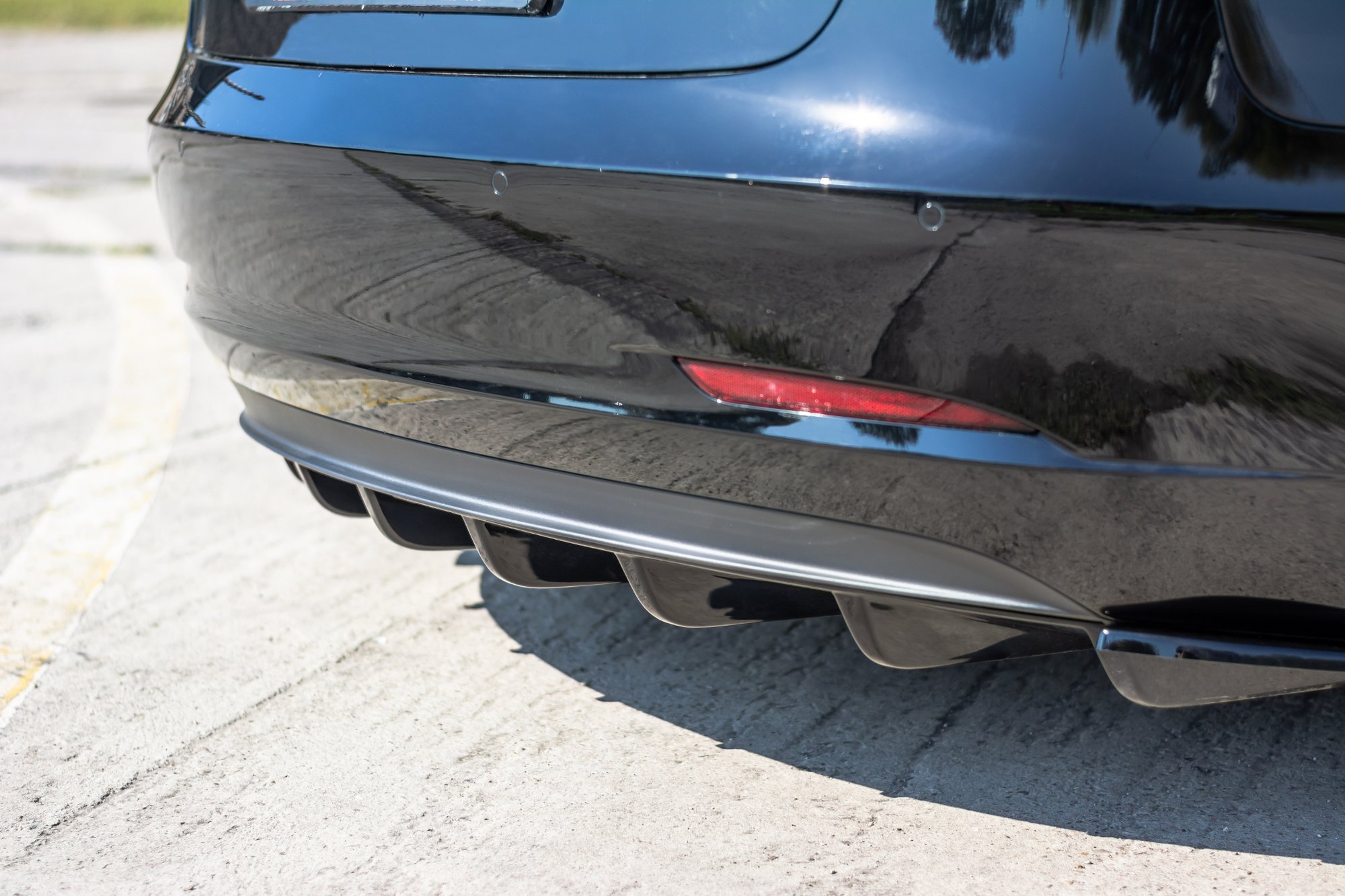Rear Valance Tesla Model 3 - Image 3