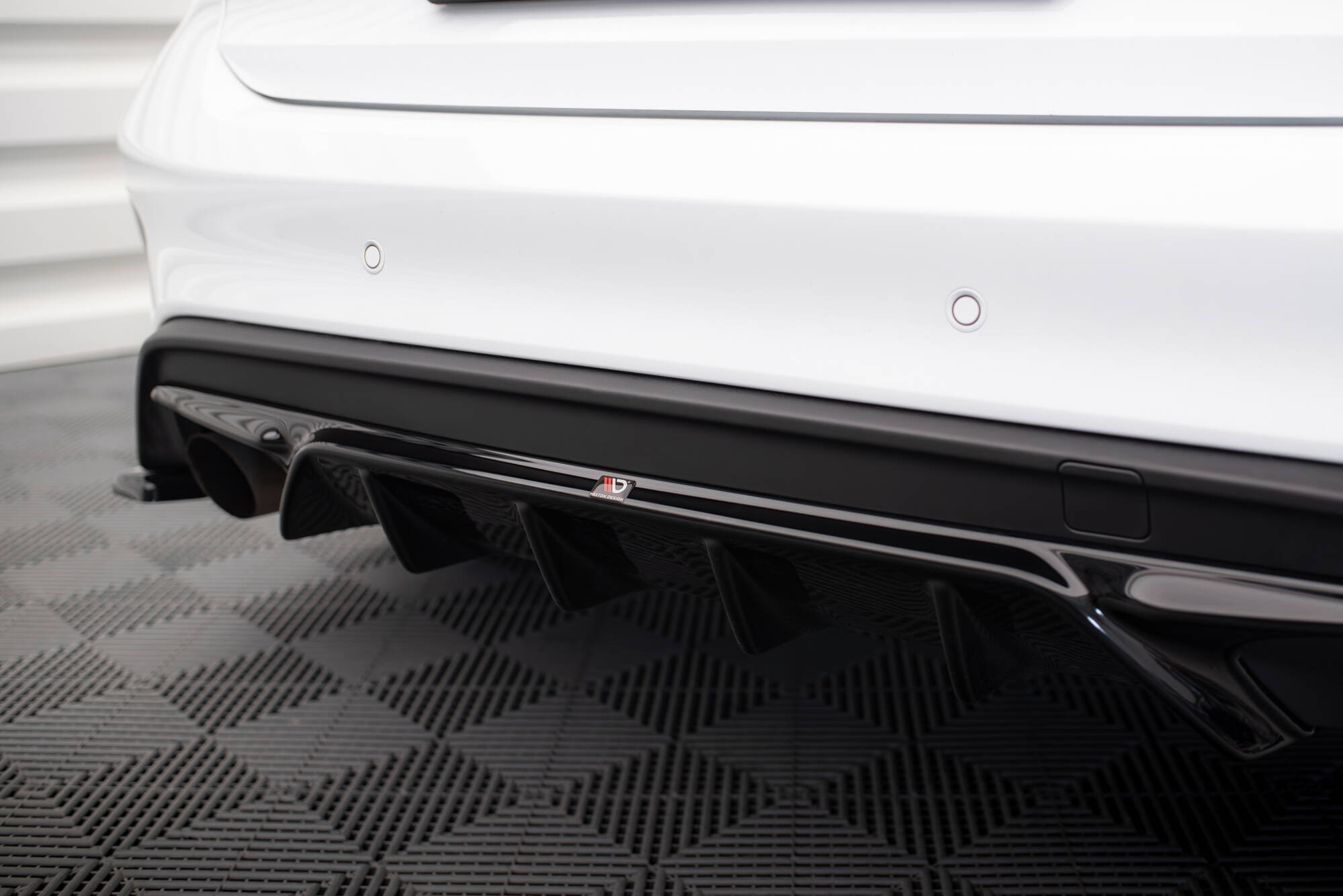 Rear Valance V.2 Ford Focus Hatchback ST Mk4 - Image 4