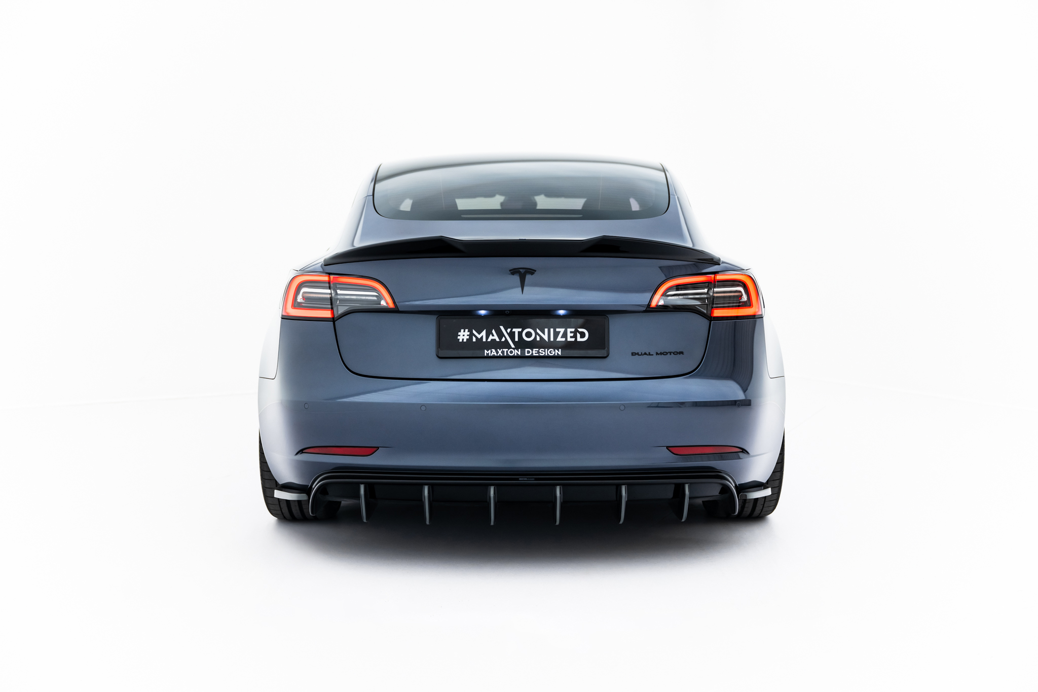 Rear Valance V.2 Tesla Model 3 - Image 2