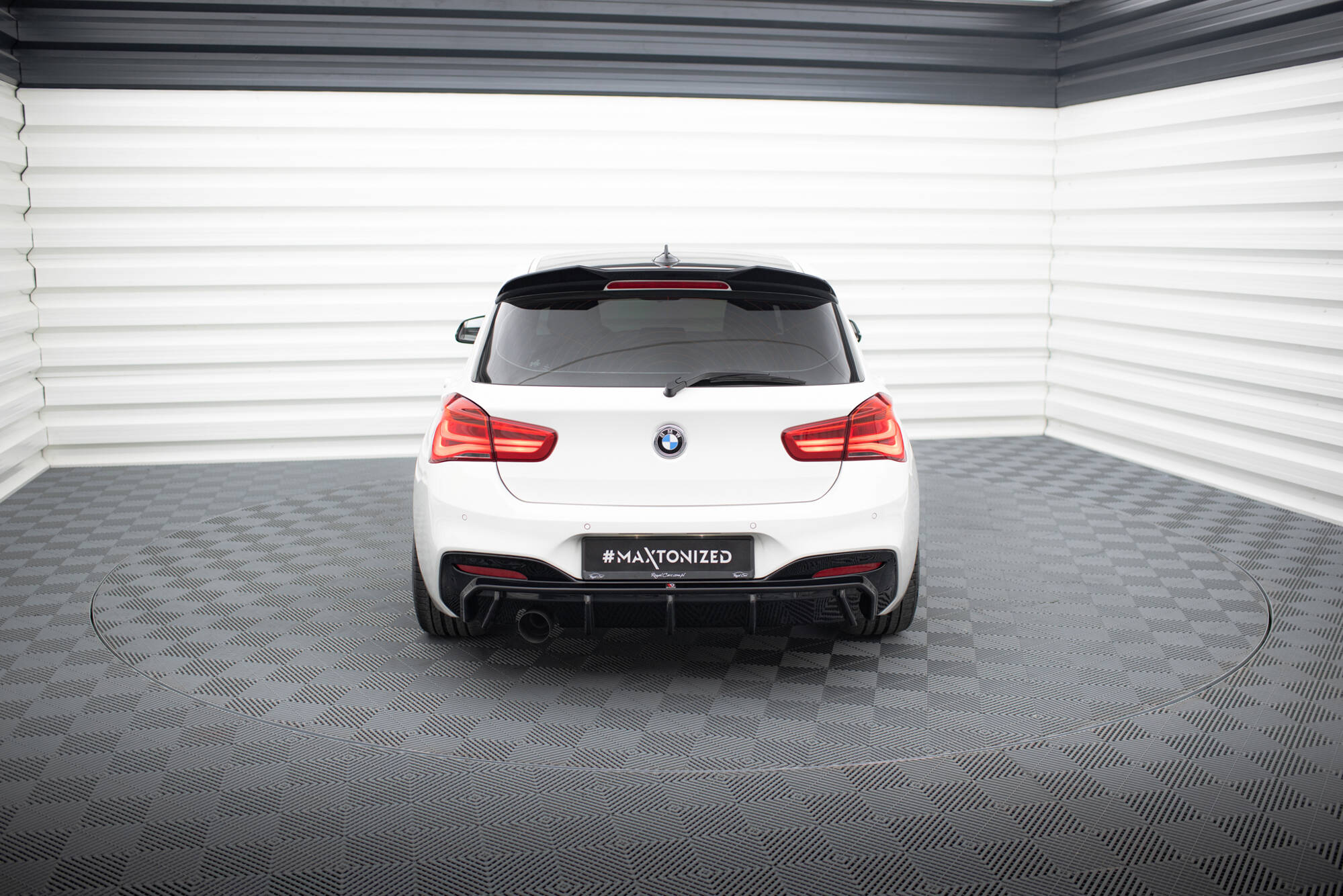Rear Valance V.3 BMW 1 M-Pack F20 Facelift (Version with single exhaust on one side) - Image 2