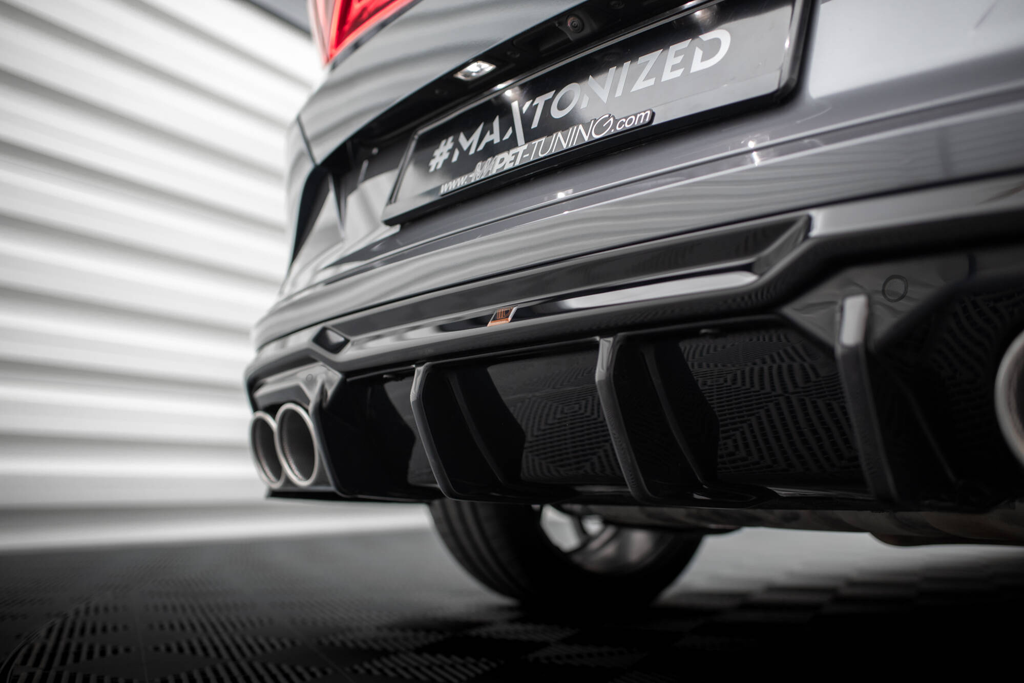 Rear Valance V.3 + Exhaust Ends Imitation Cupra Formentor Mk1 - Image 4