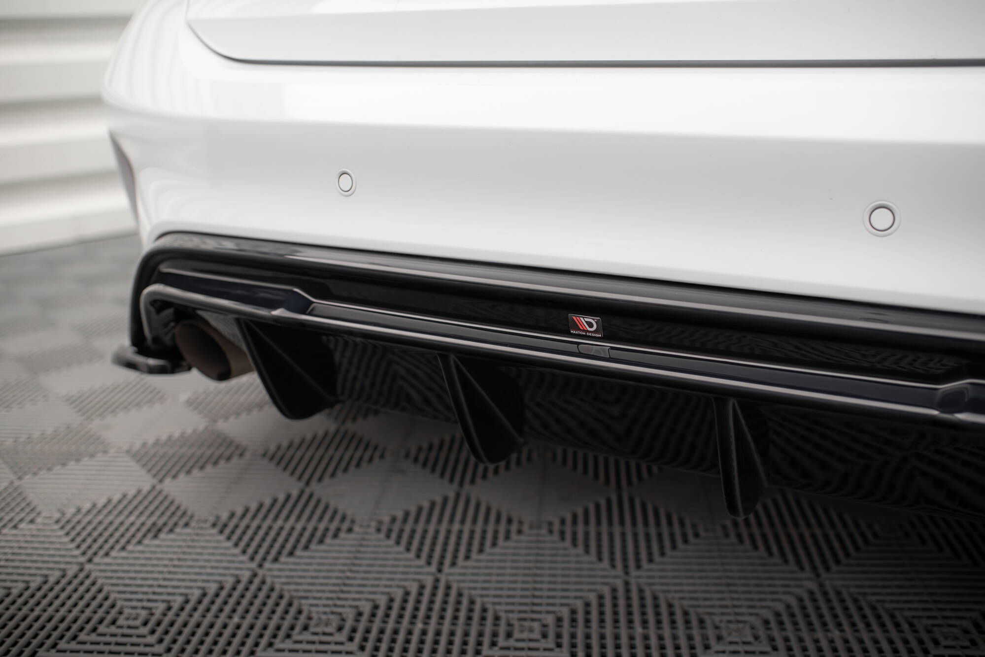 Rear Valance V.3 Ford Focus Hatchback ST Mk4 - Image 4