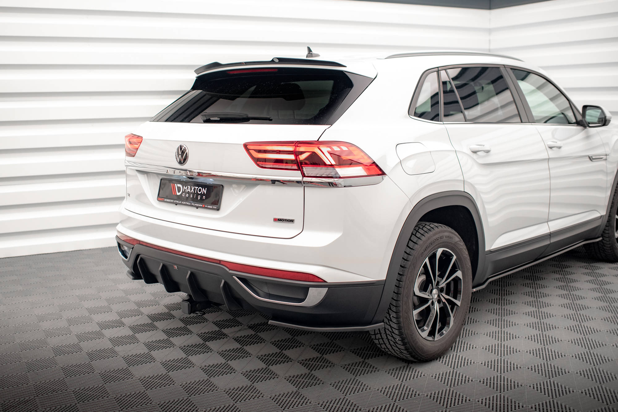 Rear Valance Volkswagen Atlas Cross Sport - Image 2