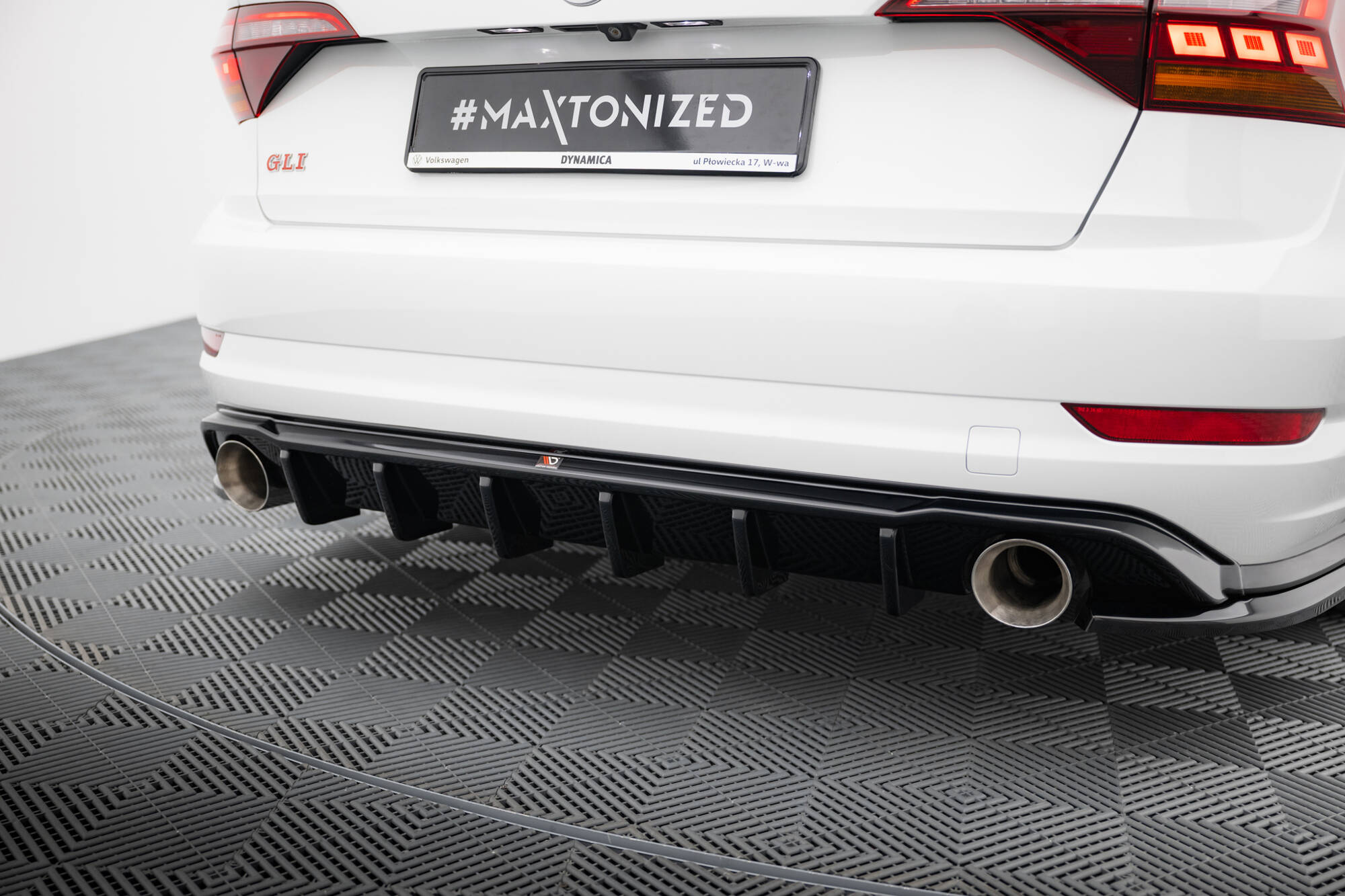 Rear Valance Volkswagen Jetta GLI Mk7 - Image 2