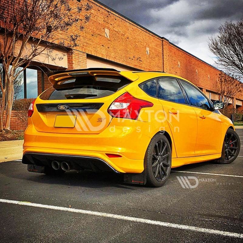 Alternative view of Reflective Lights Ford Focus ST Mk3
