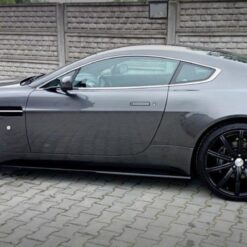 Alternative view of SIDE SKIRTS ASTON MARTIN V8 VANTAGE
