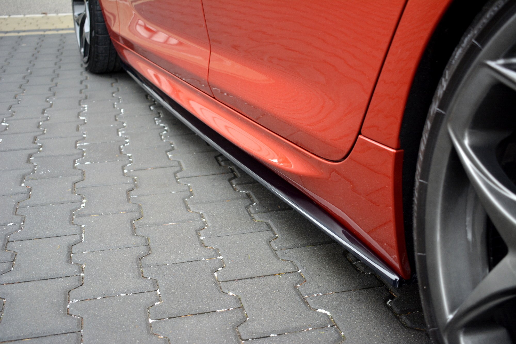 SIDE SKIRTS DIFFUSERS BMW M6 GRAN COUPÉ - Image 4