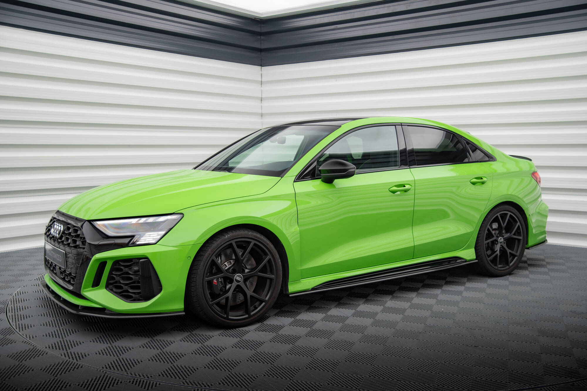 Set od Prepreg Carbon Splitters Audi RS3 8Y Sportback - Image 2