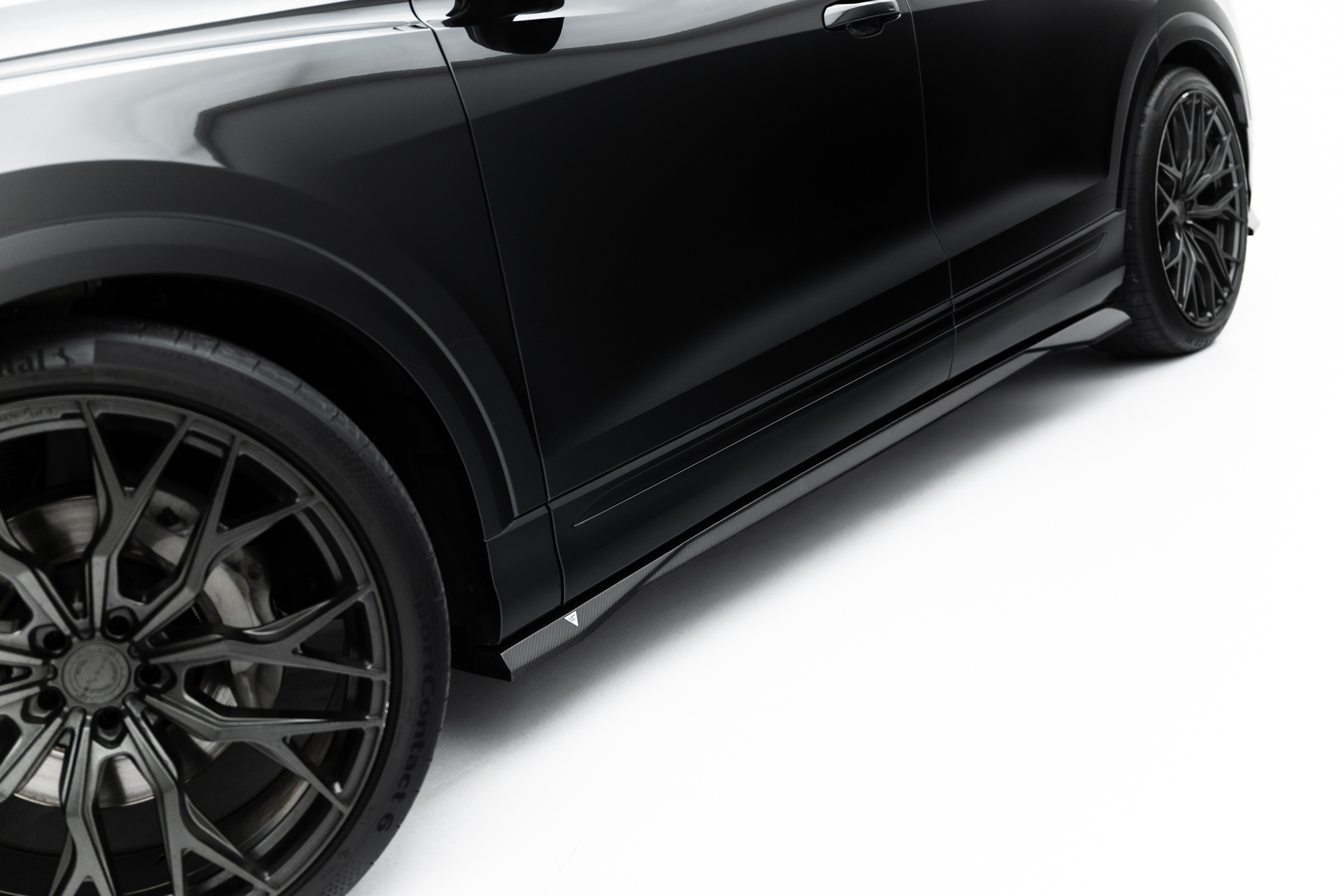 Set of Prepreg Carbon Splitters Audi Q8 S-Line Mk1 Facelift - Image 12