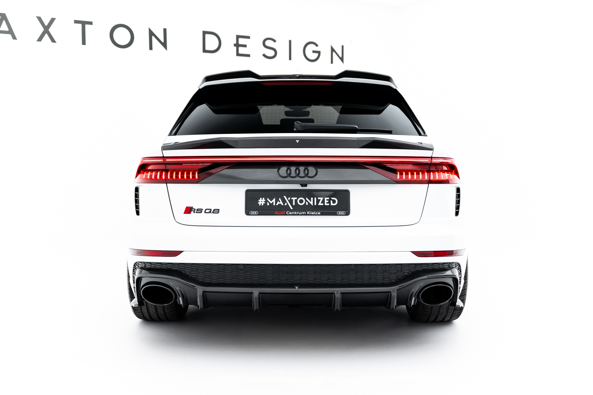 Set of Prepreg Carbon Splitters Audi RSQ8 Mk1 - Image 27