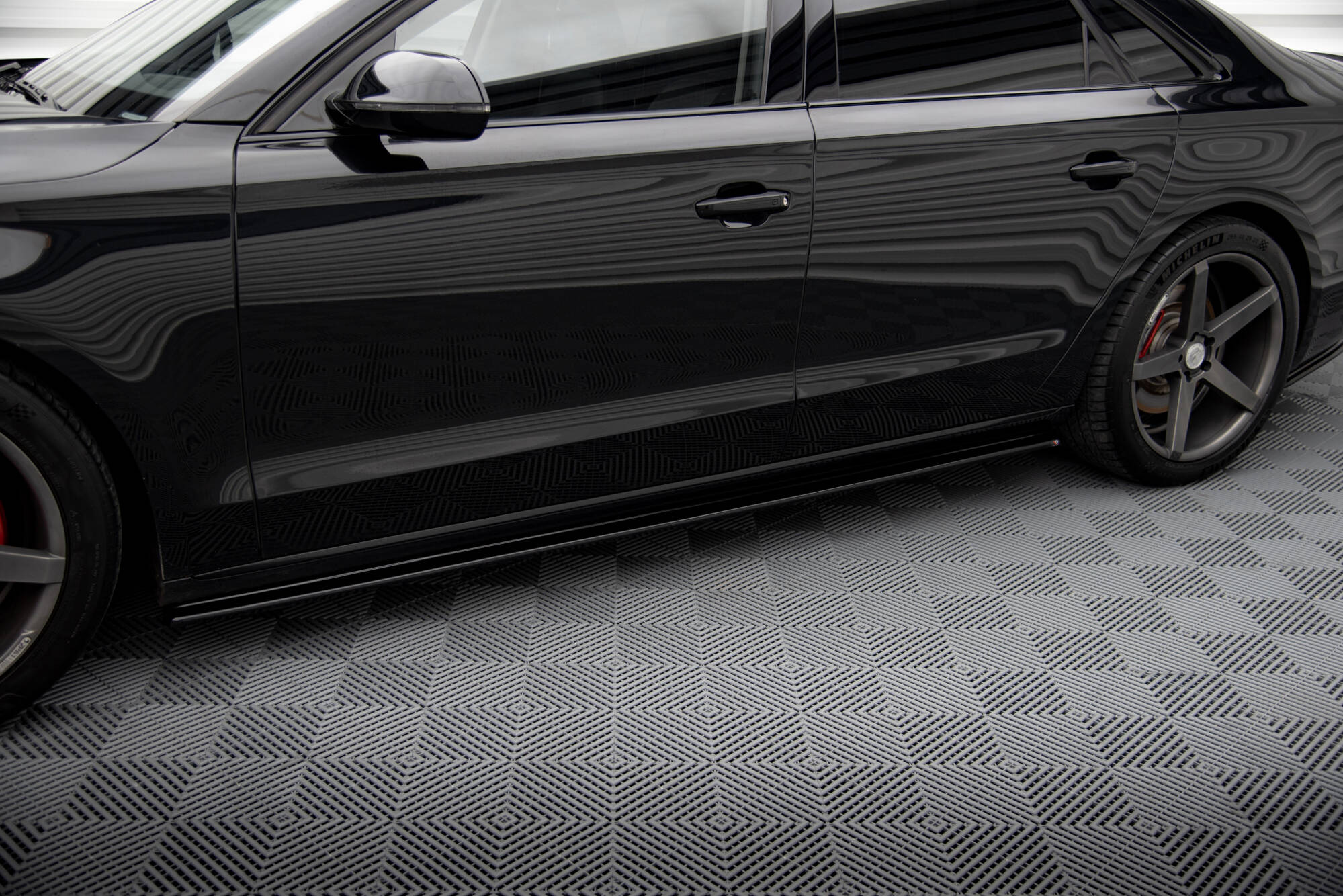 Set of Splitters Audi A8 D4 - Image 4