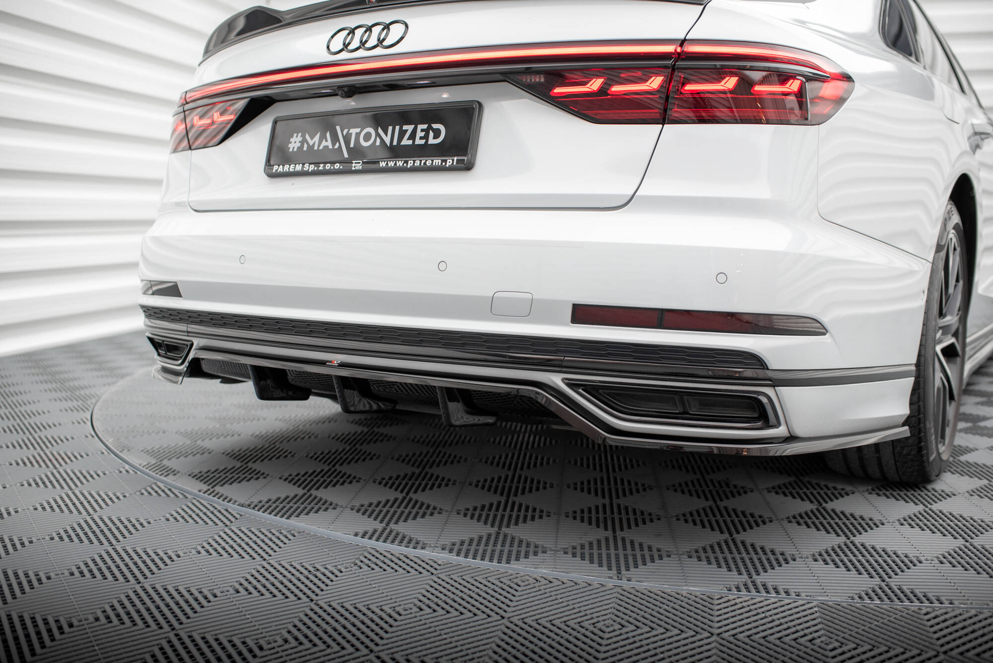 Set of Splitters Audi A8 S-Line D5 - Image 7