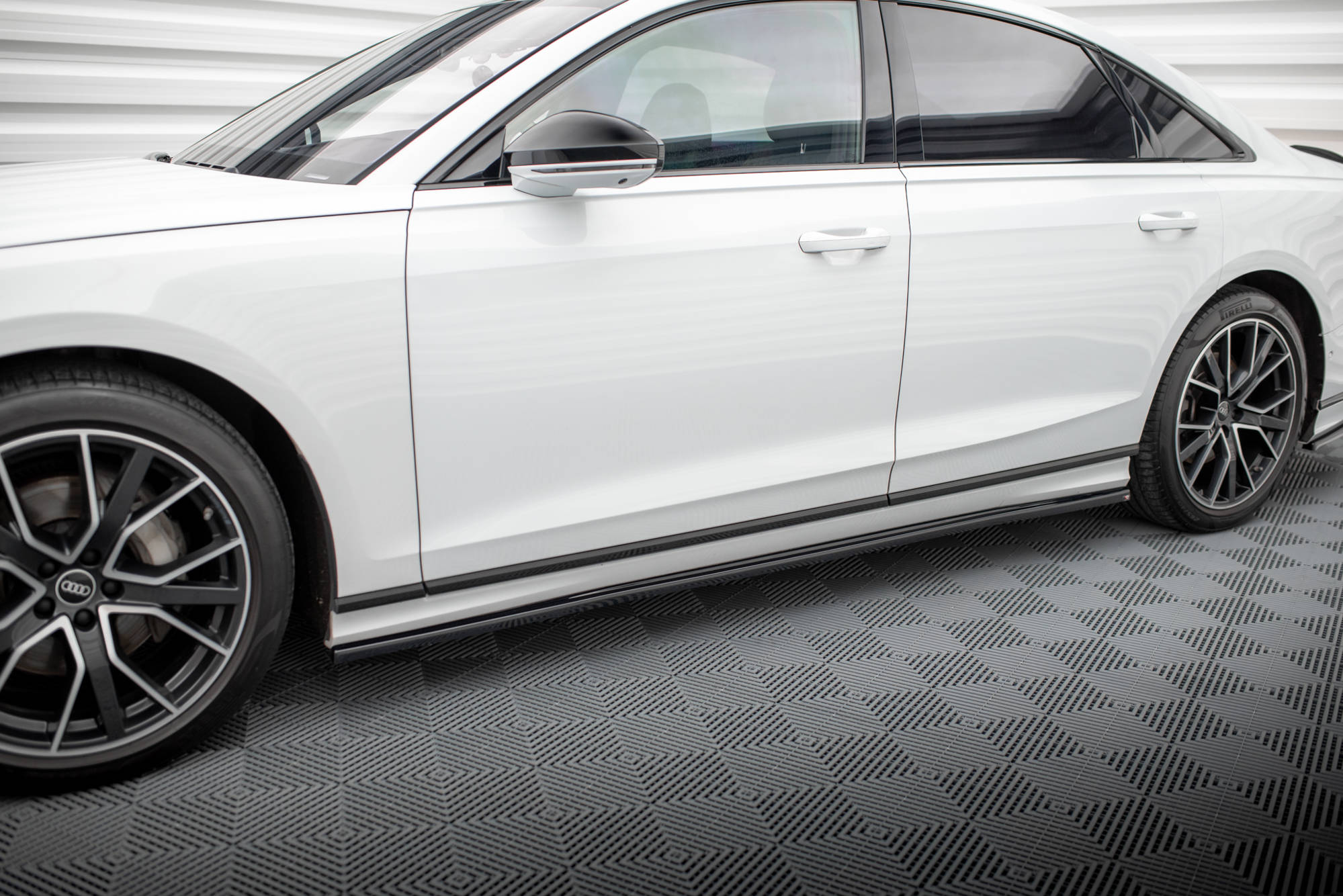 Set of Splitters Audi A8 S-Line D5 - Image 5