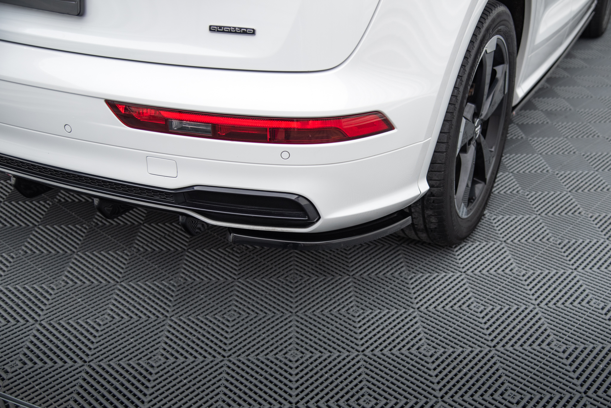 Set of Splitters Audi SQ5/Q5 S-line Mk2 - Image 11