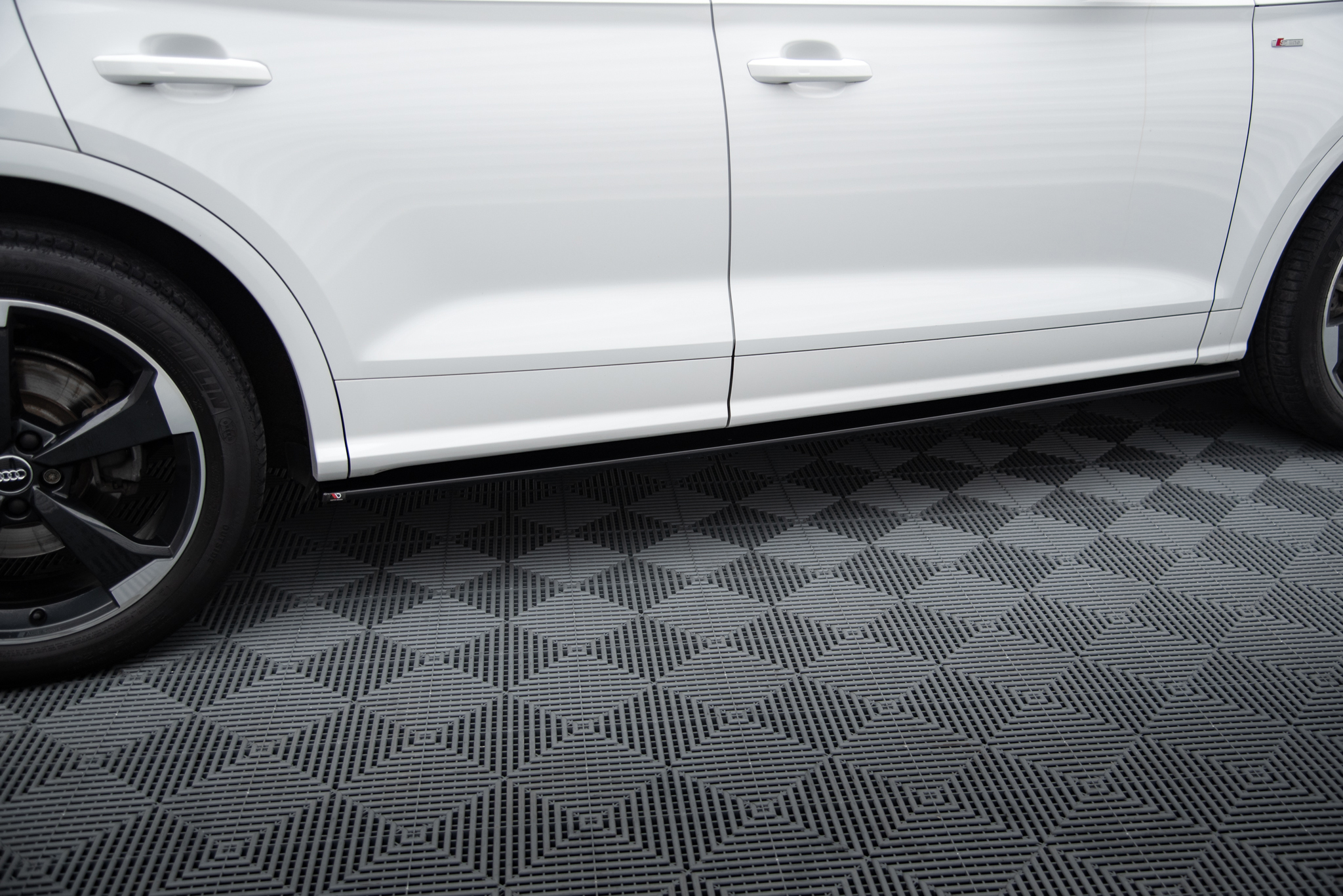 Set of Splitters Audi SQ5/Q5 S-line Mk2 - Image 8