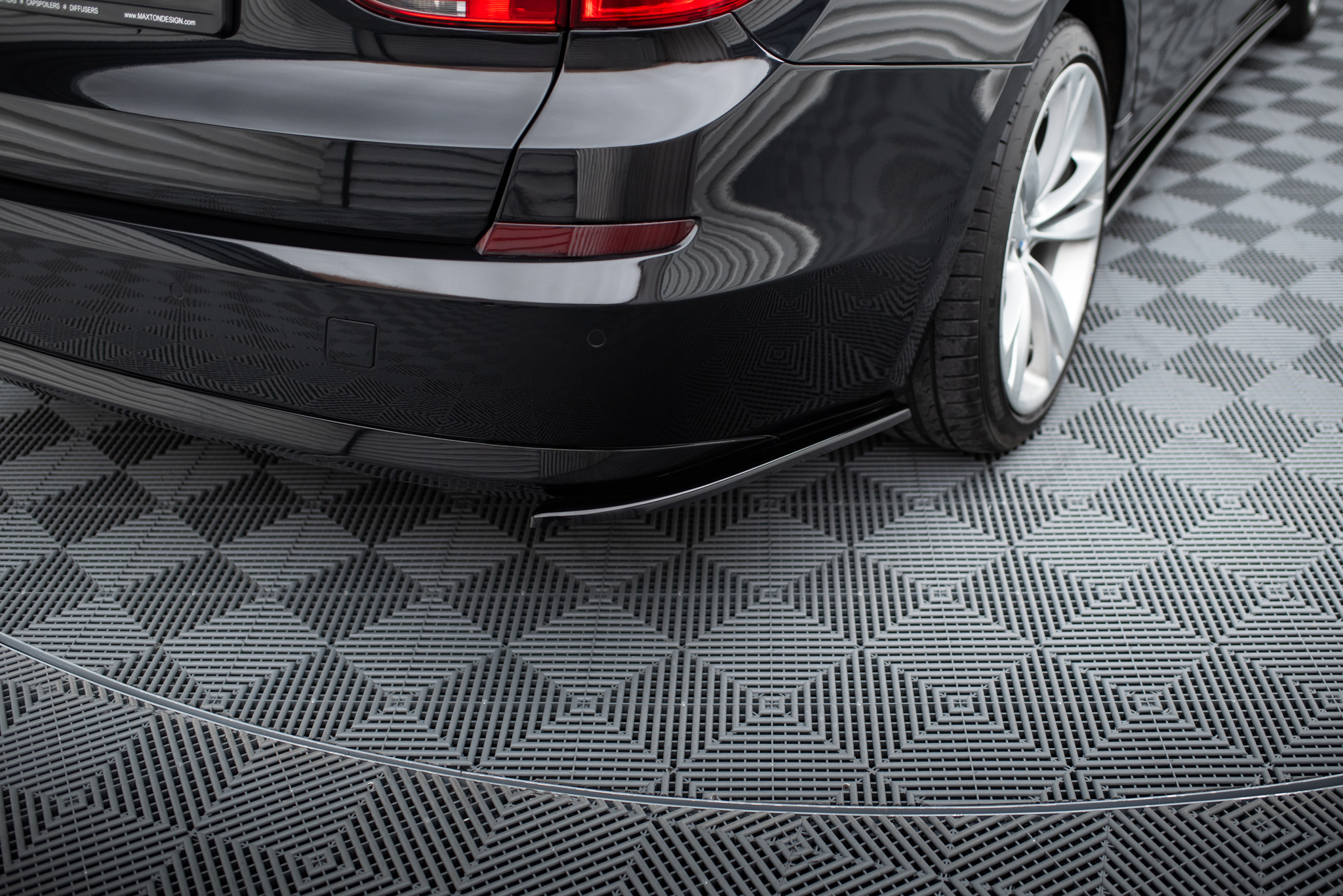 Set of Splitters BMW 5 GT F07 - Image 8