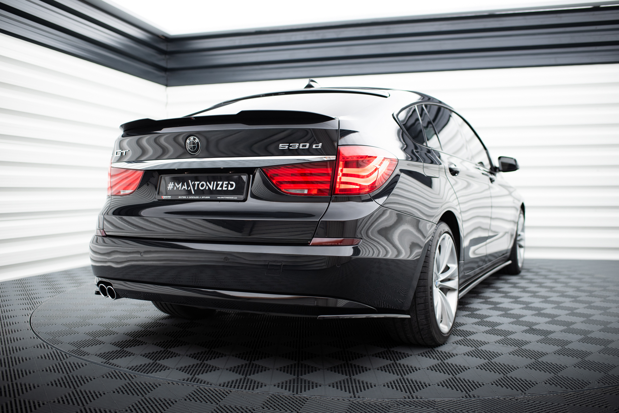 Set of Splitters BMW 5 GT F07 - Image 9