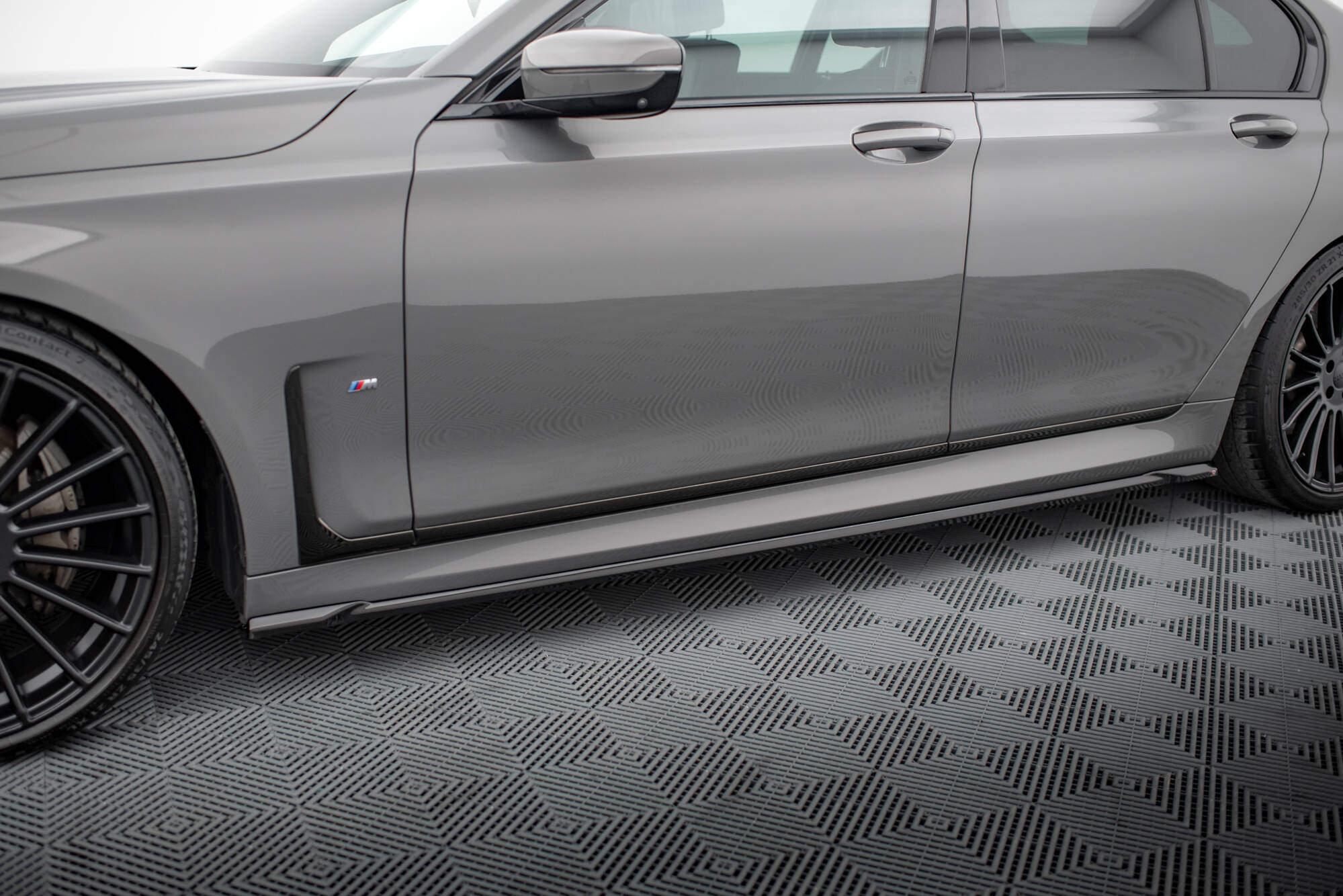 Set of Splitters BMW 7 G11 M-Pack Facelift - Image 5