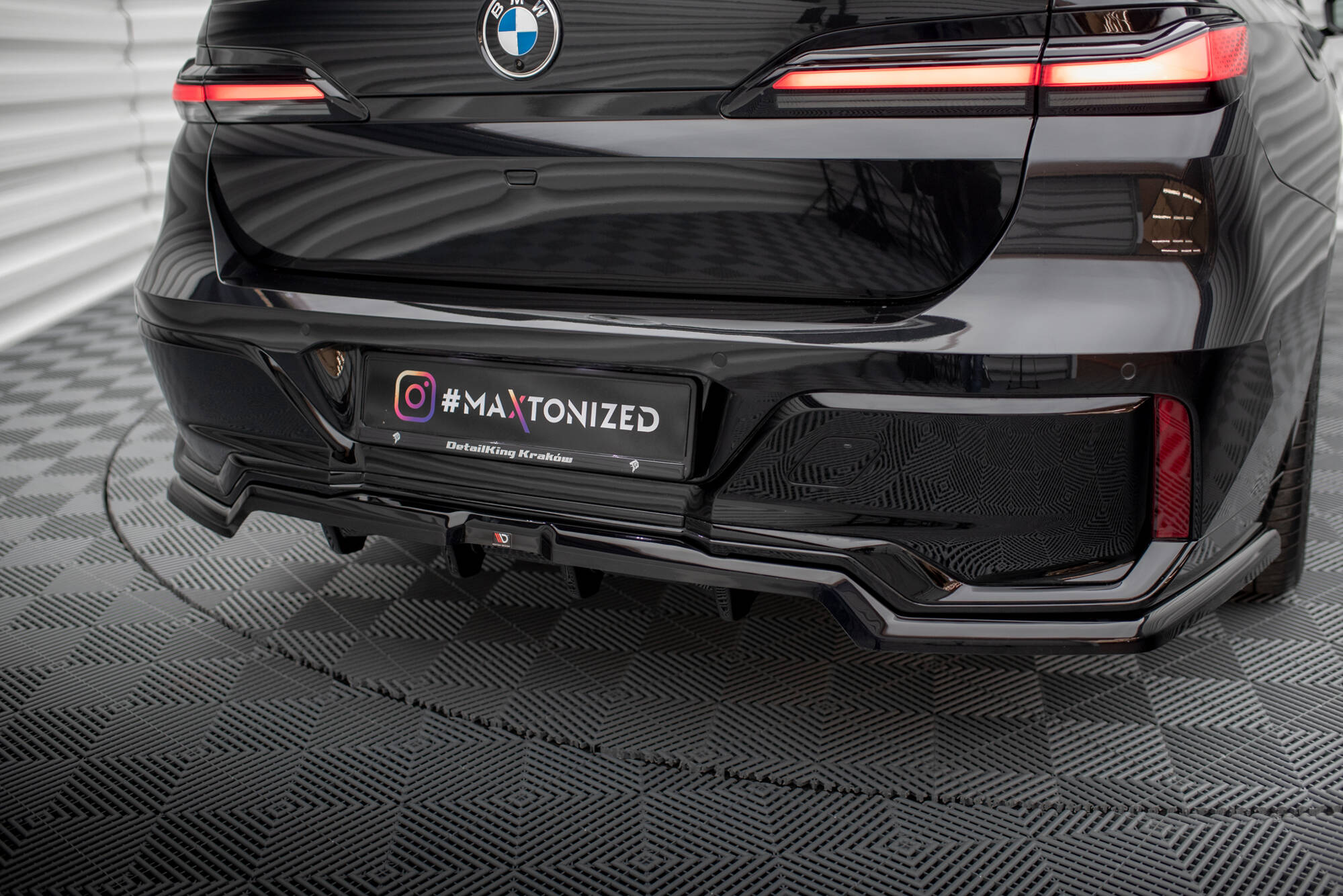 Set of Splitters BMW 740d M-Pack G70 - Image 11