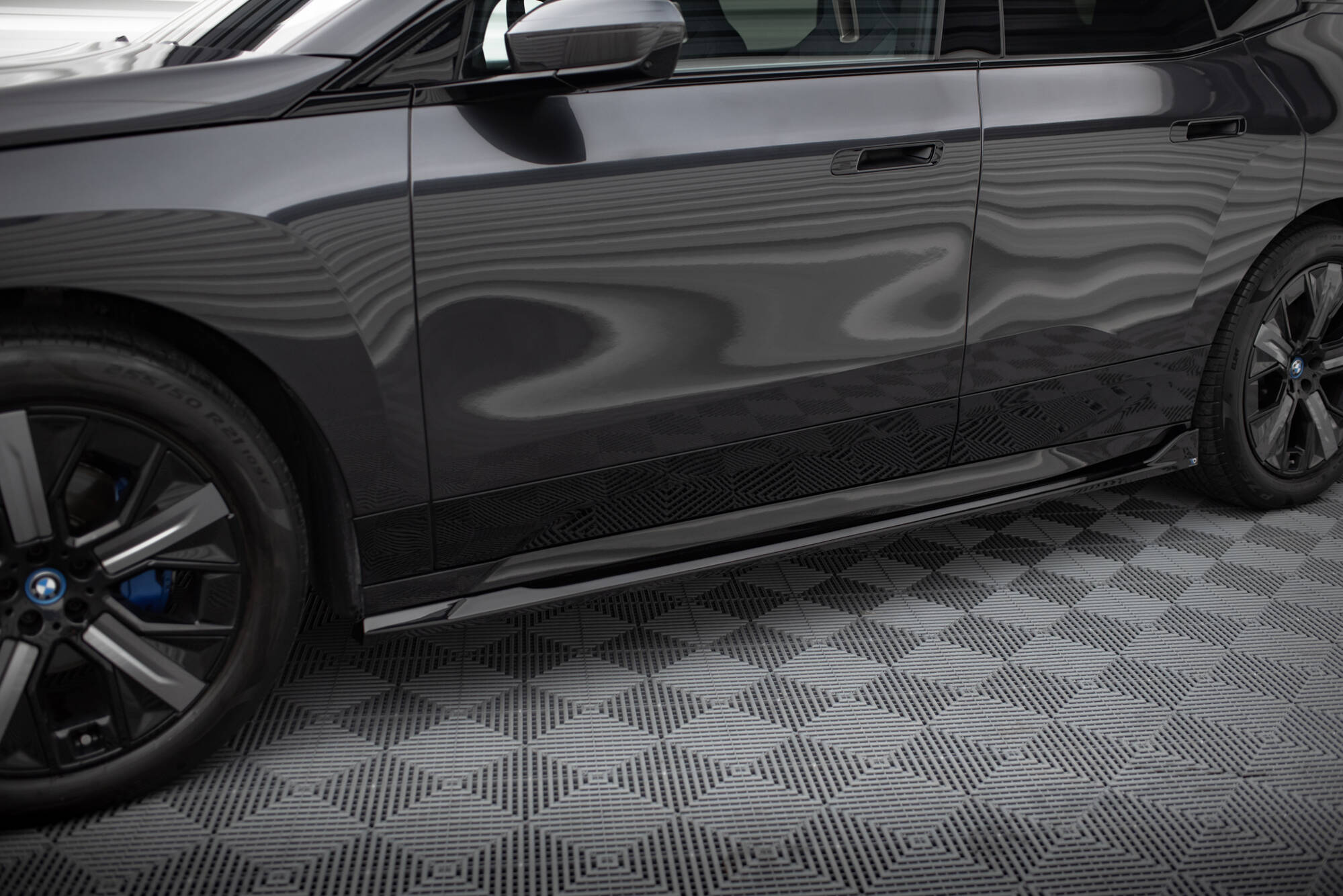 Set of Splitters BMW iX M-Pack i20 - Image 5