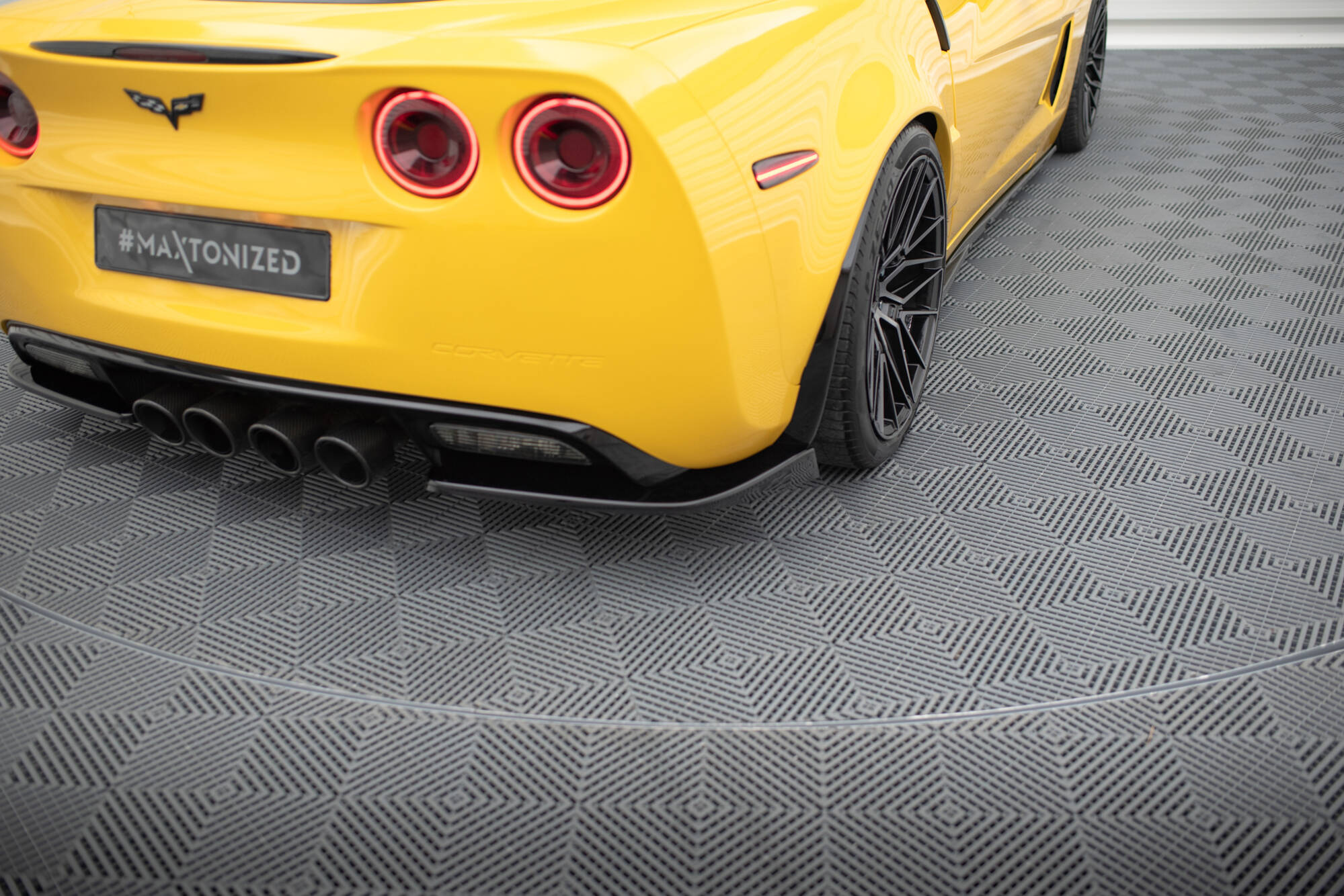 Set of Splitters Chevrolet Corvette C6 - Image 8
