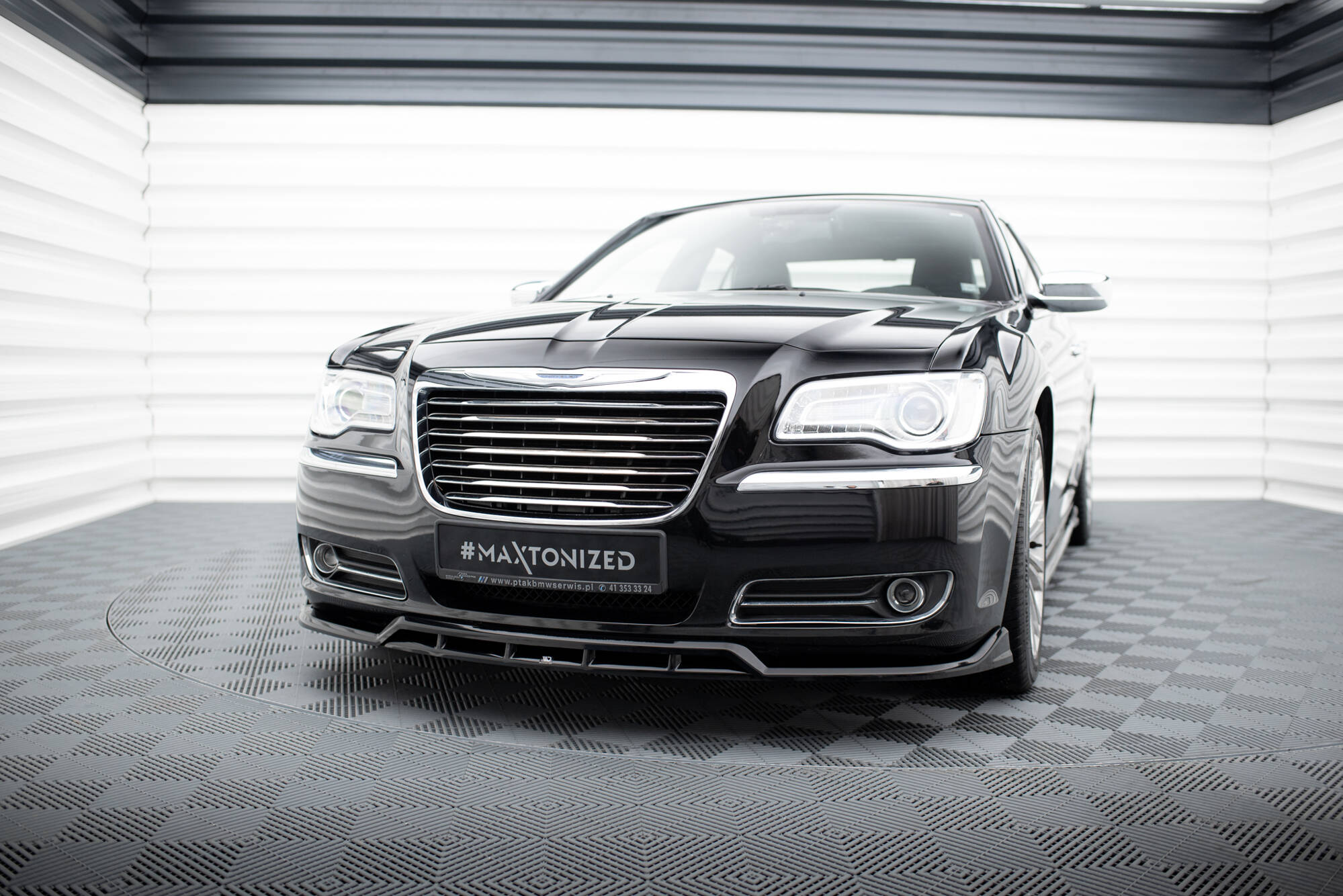 Set of Splitters Chrysler 300 Mk2 - Image 4